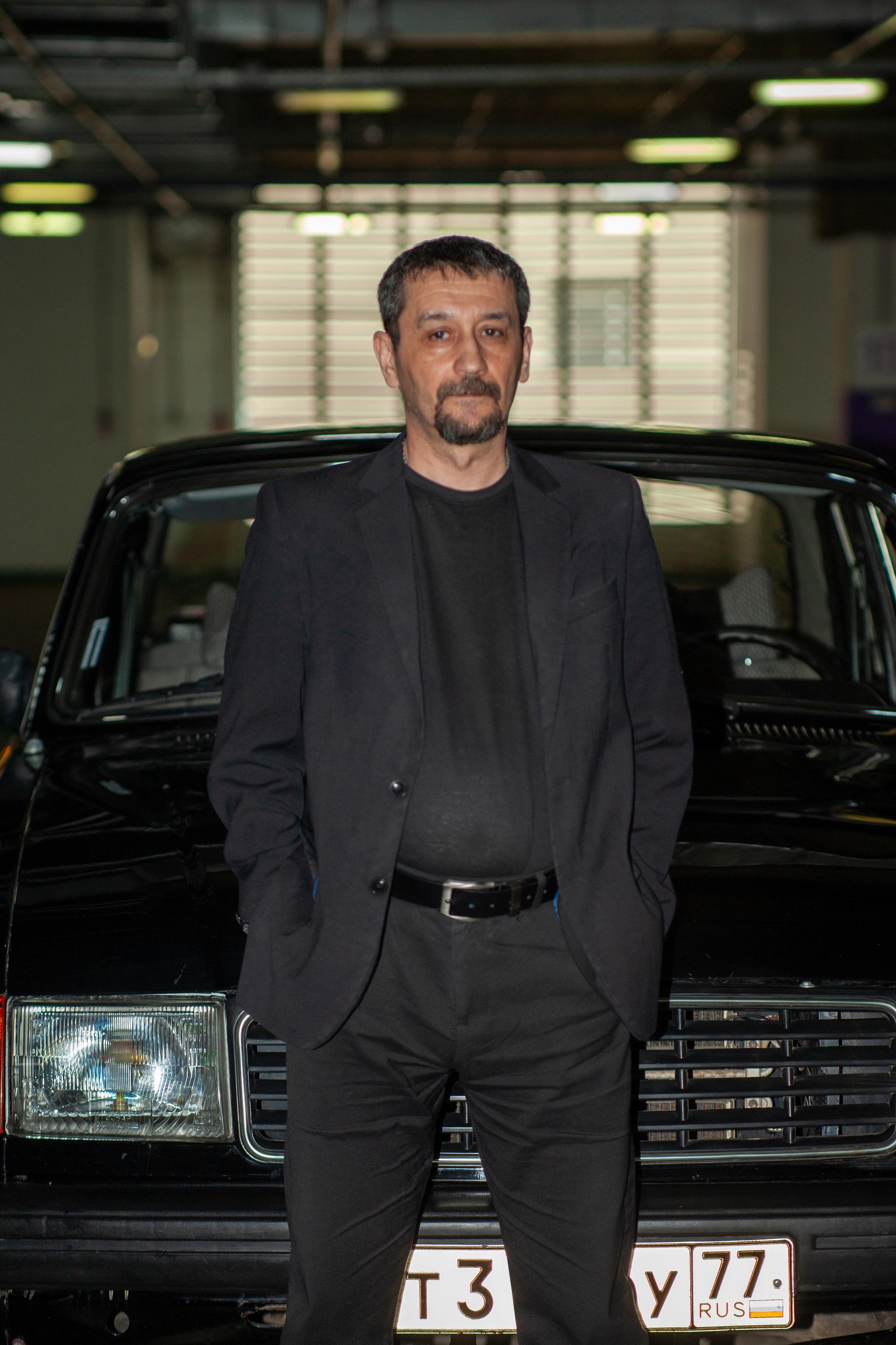 Фотосессия на парковке. Эдуард. Репортажный, семейный, свадебный, портретный фотограф