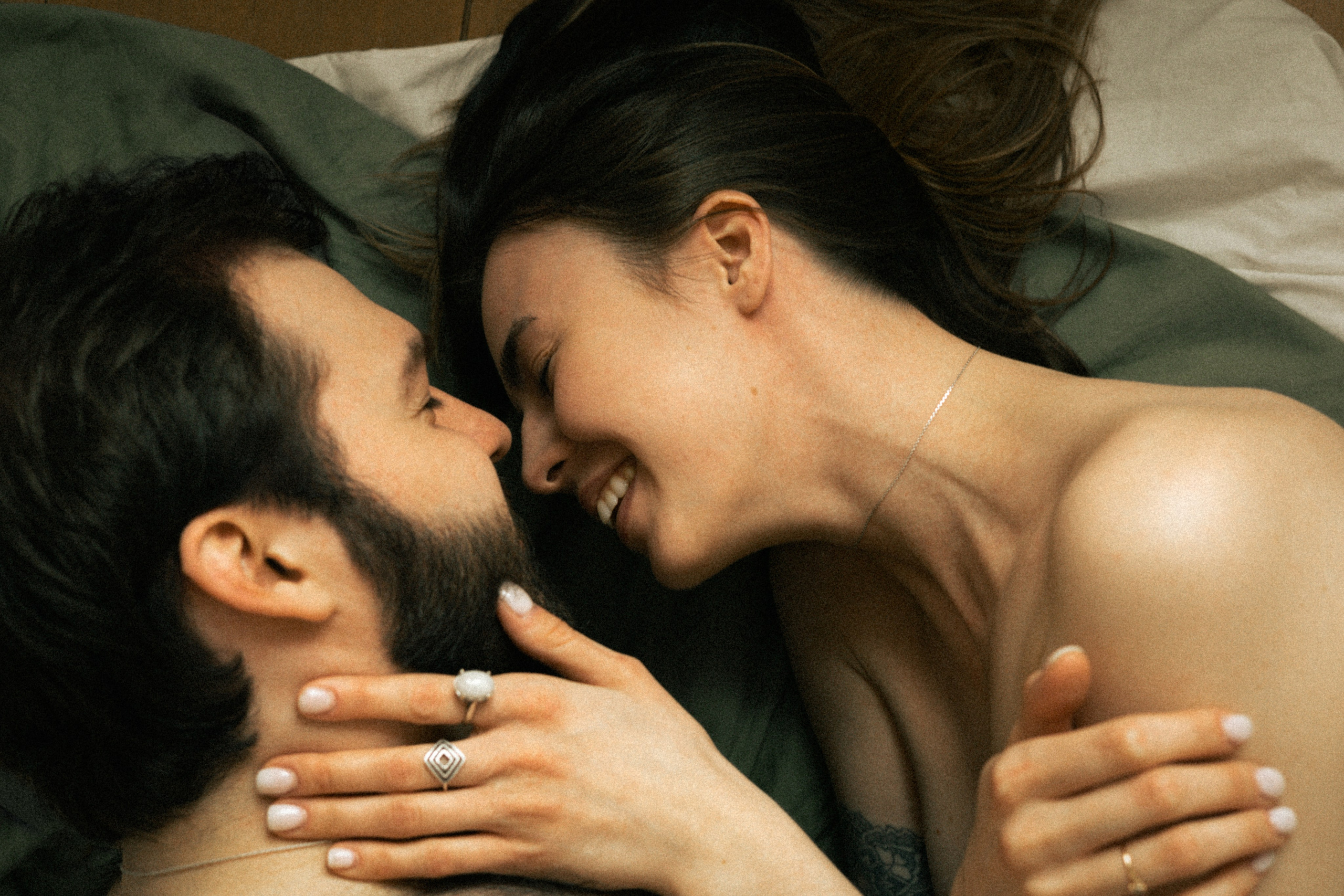 Твоя нагота всегда по погоде, надень и носи её ©Базар