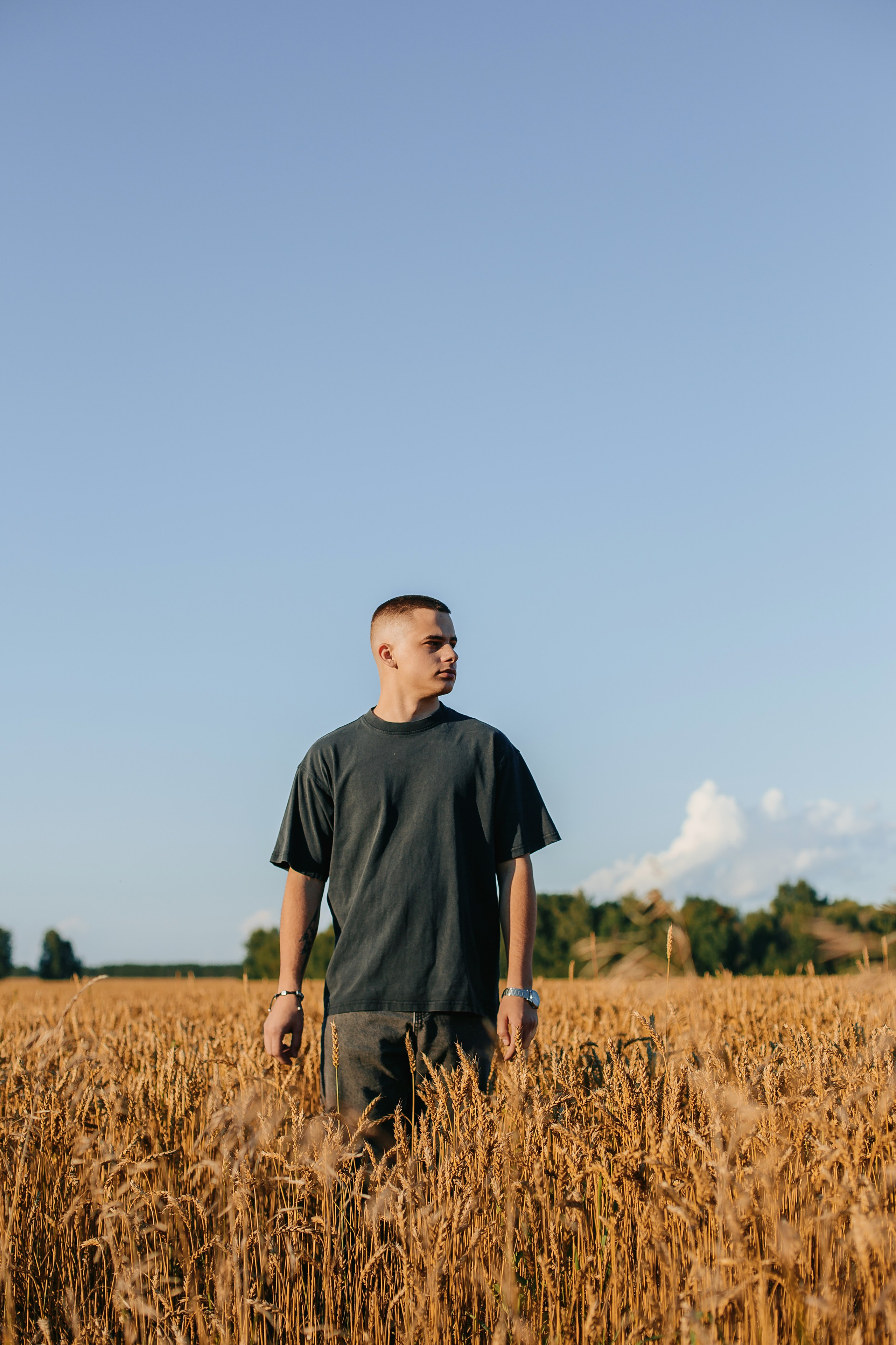 Дмитрий. Выпускные альбомы Искитим, Бердск и Новосибирск Крюкова Елена