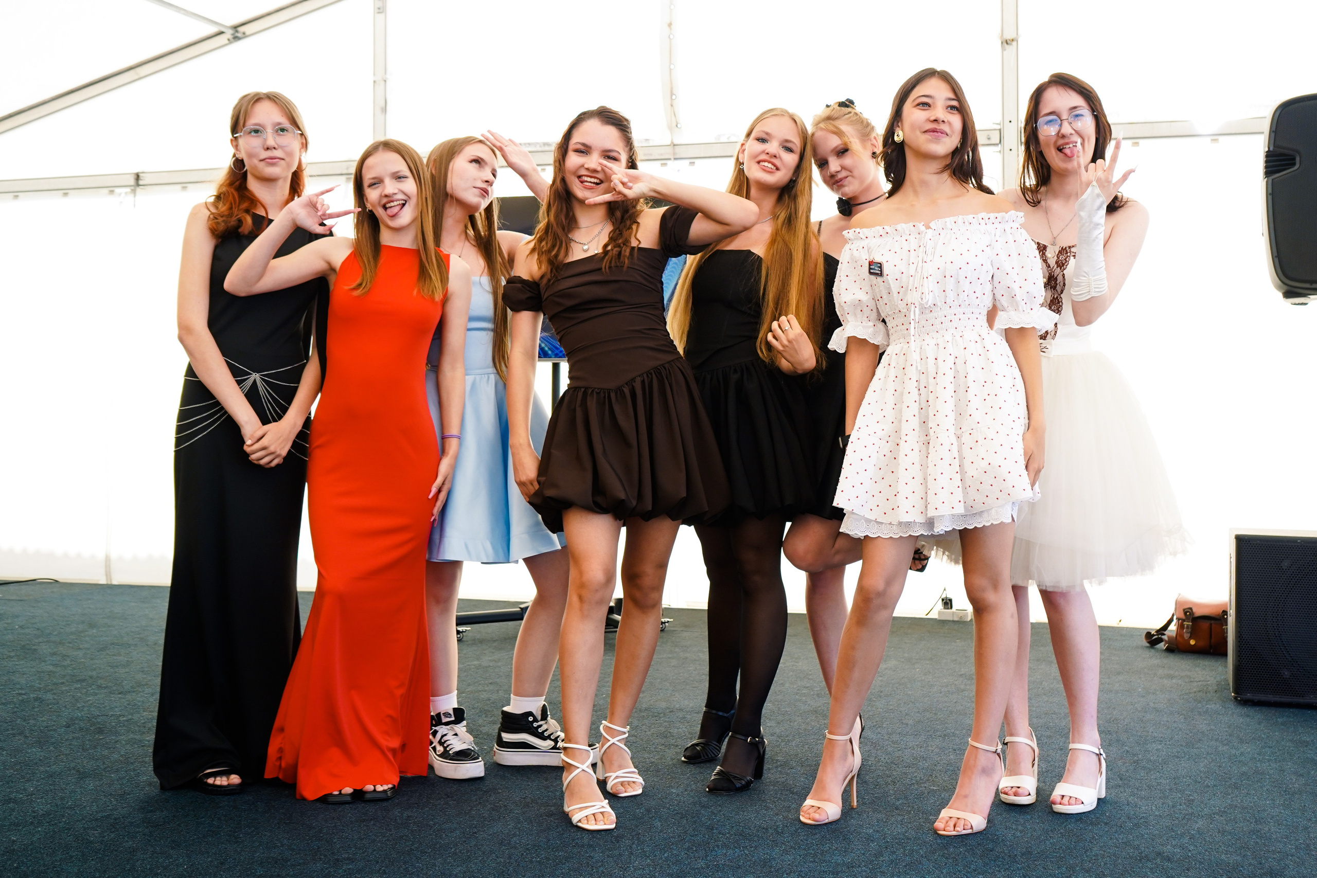 Выпускной 9 класса школа 19 в Коматек. Семейный и портретный фотограф в Екатеринбурге Анна Лобанова