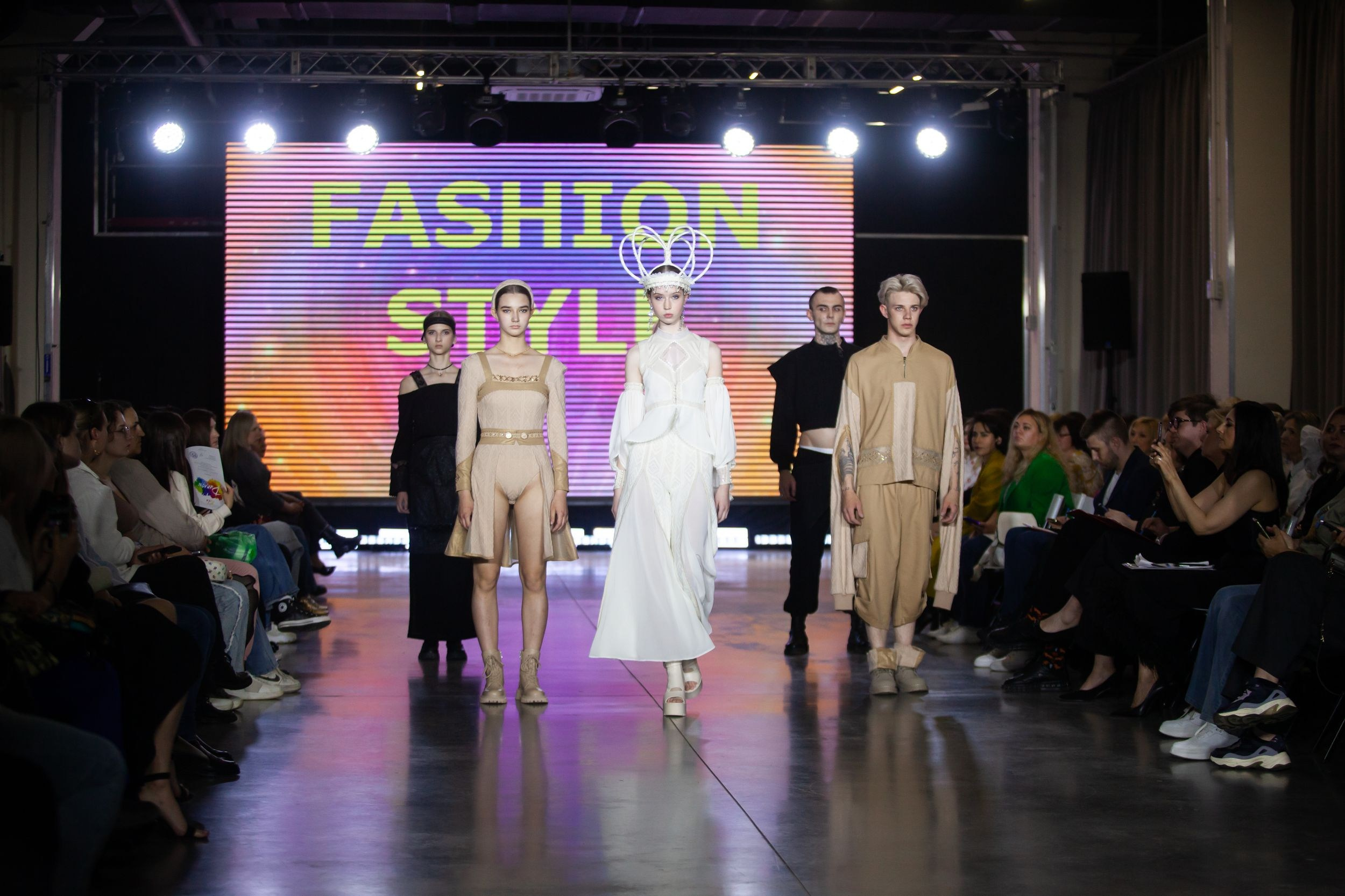 Фестиваль моды и красоты Fashion Style (11 мая 2024). Репортажный фотограф Алексей Пирязев