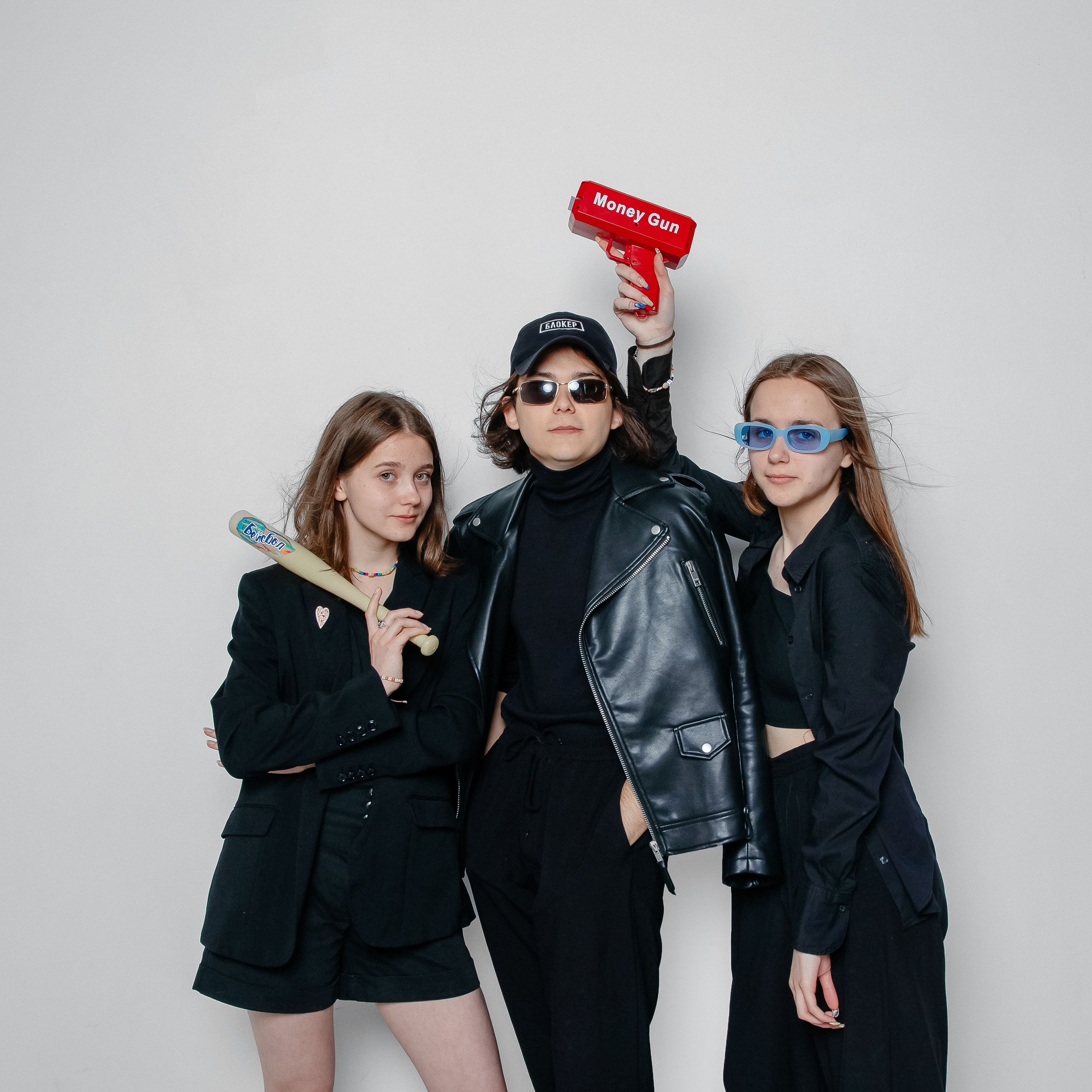 Современные школьные и выпускные альбомы в Москве и Подмосковье