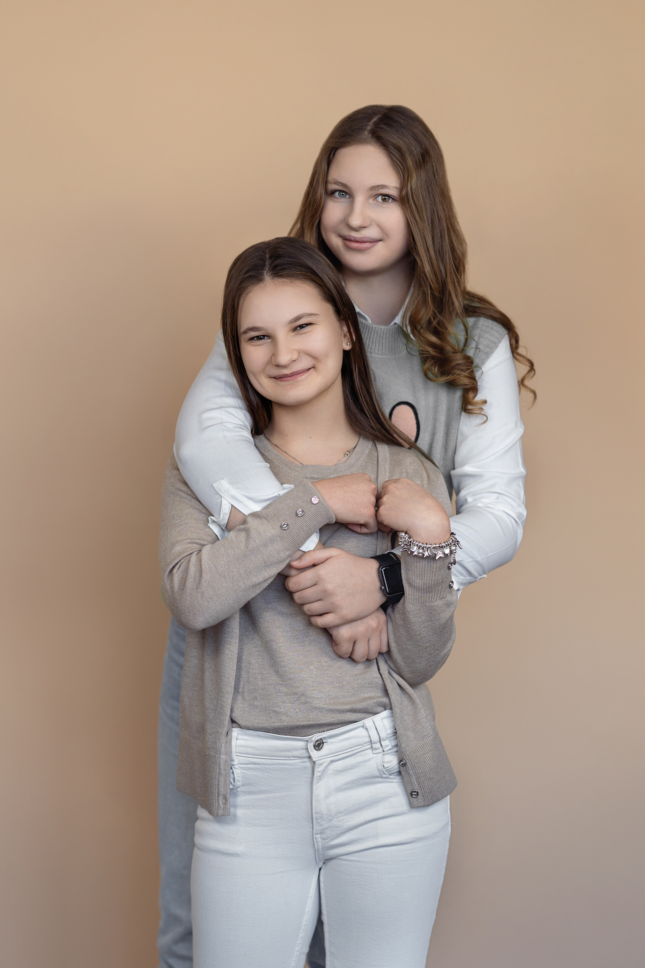 Выпускной школьный альбом фотограф детский сад москва. Современные школьные и выпускные альбомы в Москве и Подмосковье