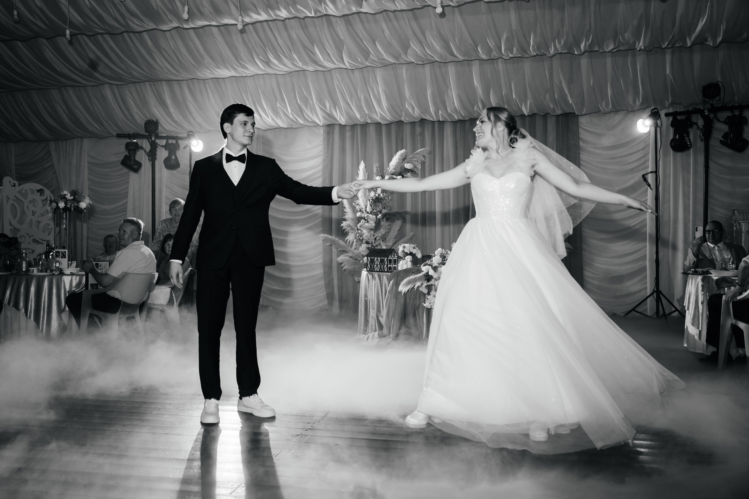 Ксения и Владислав. Видеограф и Фотограф в Челябинске Ксения и Владимир Рюмины