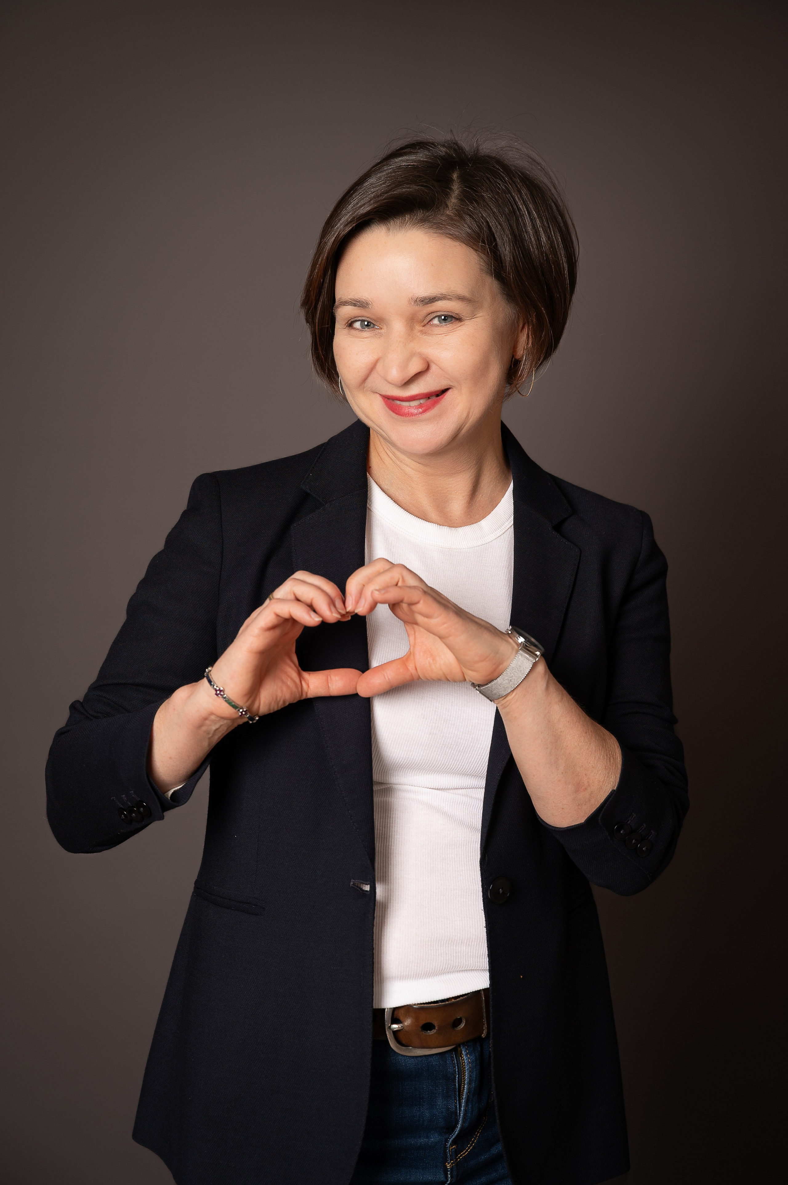 ДЕЛОВАЯ ФОТОСЕССИЯ В СТУДИИ ДЛЯ АДЕЛИ. Портретный фотограф в Москве Евгений Кемайкин