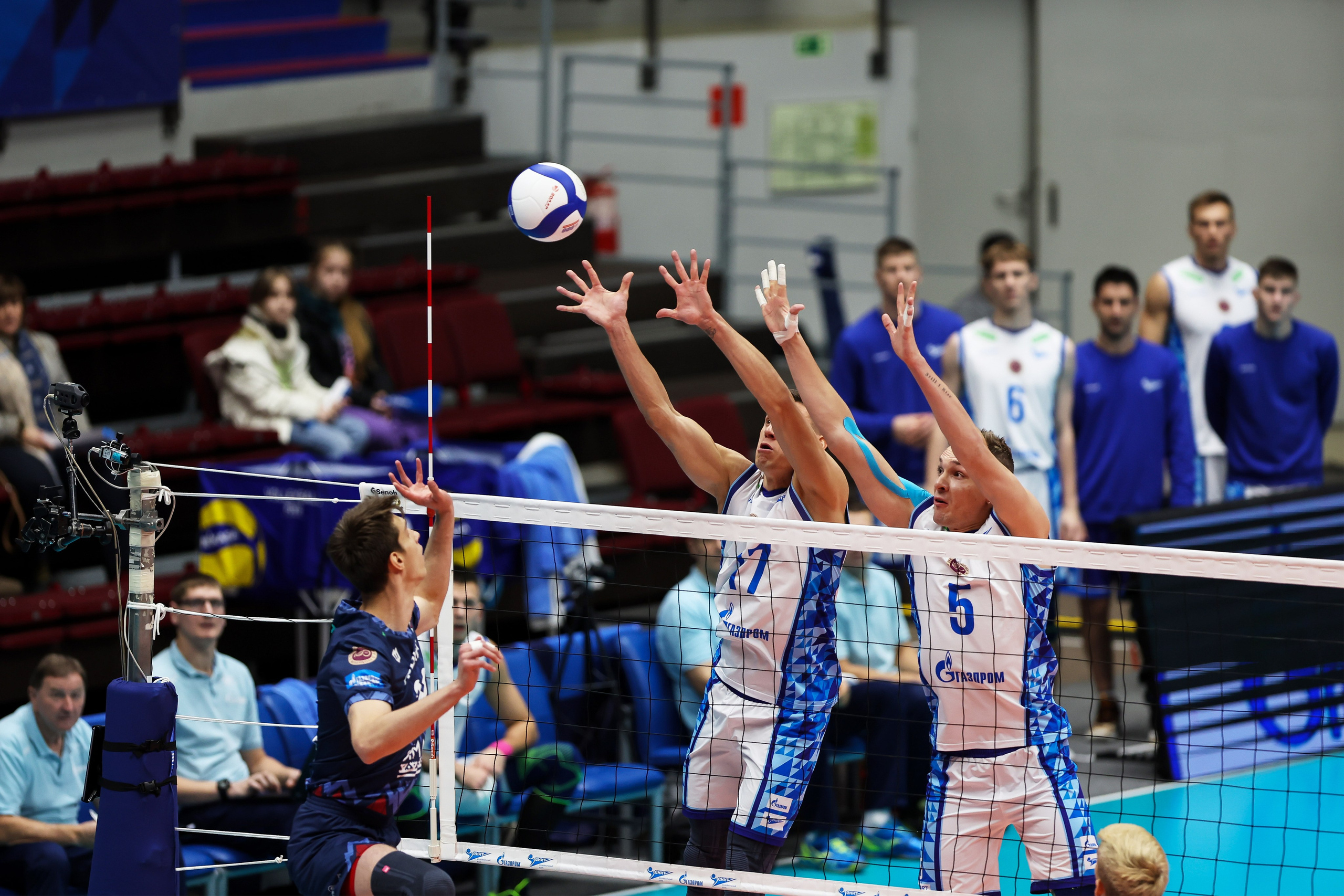 Зенит СПб — Факел Новый Уренгой 11.11.2023. Спортивный и репортажный фотограф Антон Тереханов