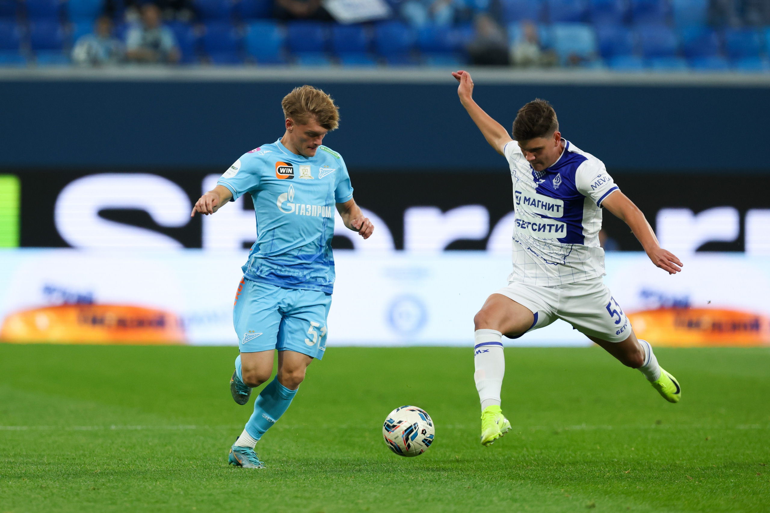 ФК «Зенит» — ФК «Динамо» Махачкала 23.08.2025. Спортивный и репортажный фотограф Антон Тереханов