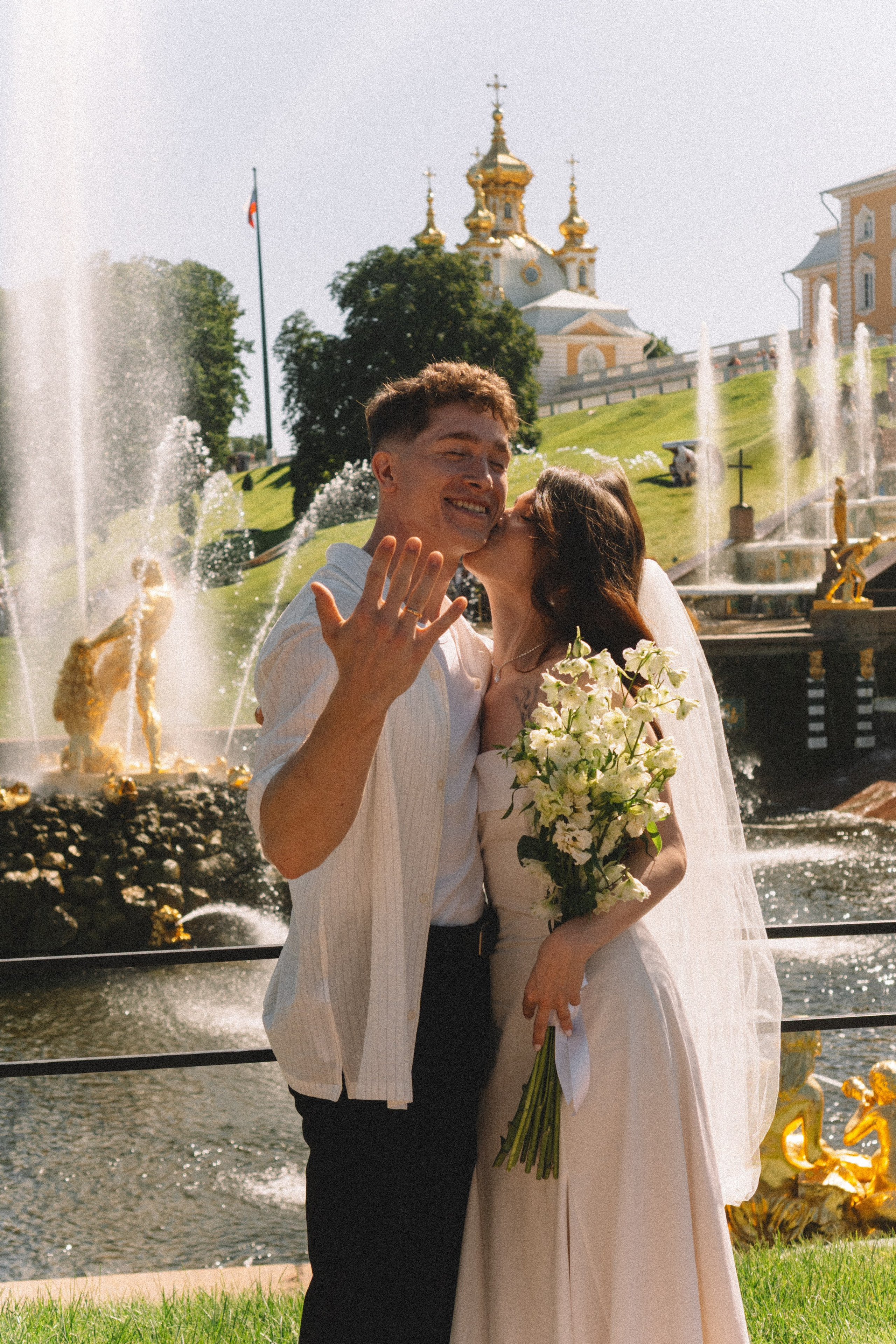 СВАДЕБНАЯ СЬЕМКА В ПЕТЕРГОФЕ И СЬЕМКА РЕПОРТАЖА В ЗАГСЕ ПЕТЕРГОФА. Профессиональный фотограф, Санкт-Петербург — Виктория Богомолова