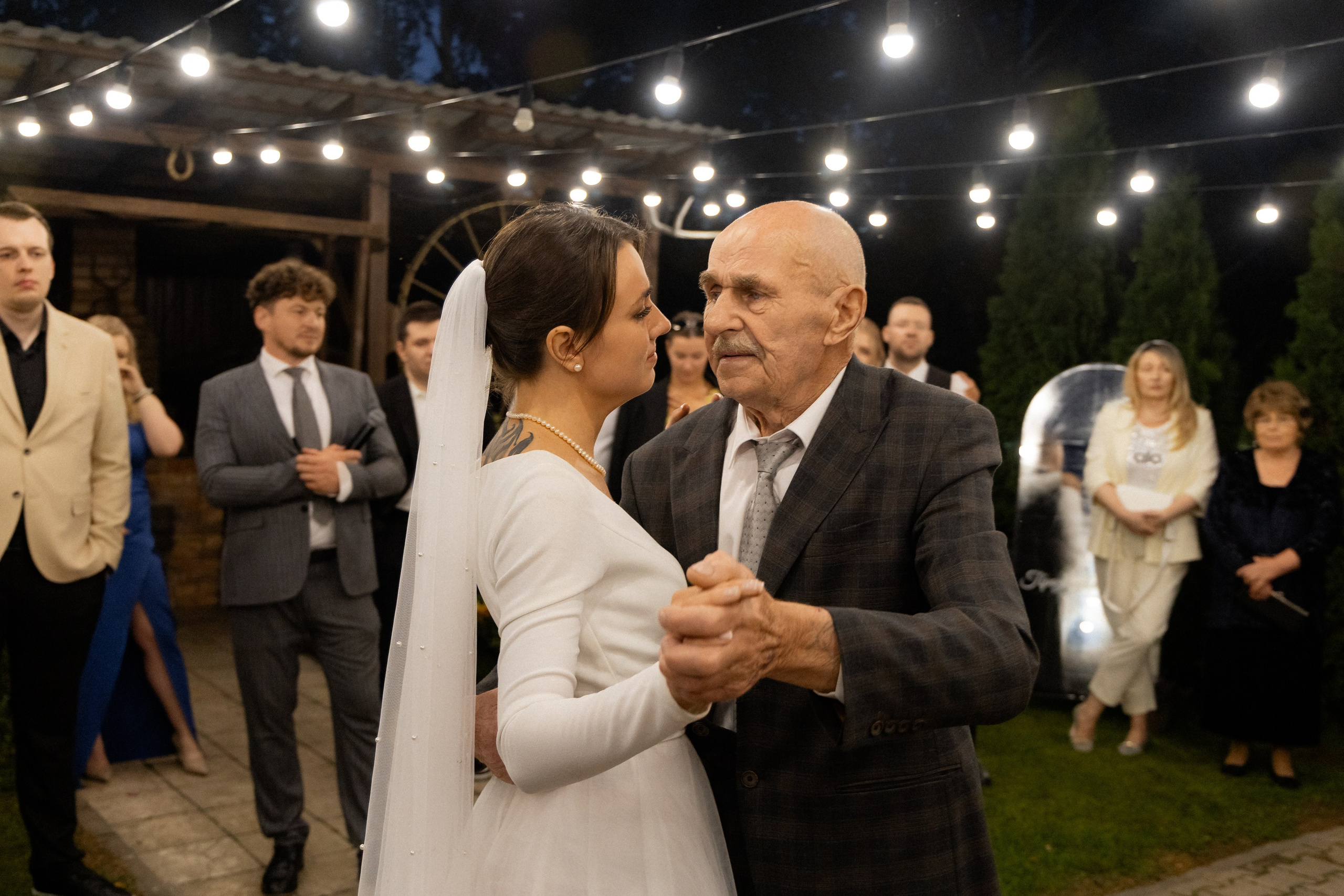 Свадебная фотосессия в агроусадьбе Лабодянка в Минске. Свадебный фотограф в Минске/Беларуси Сергей Спиридонов