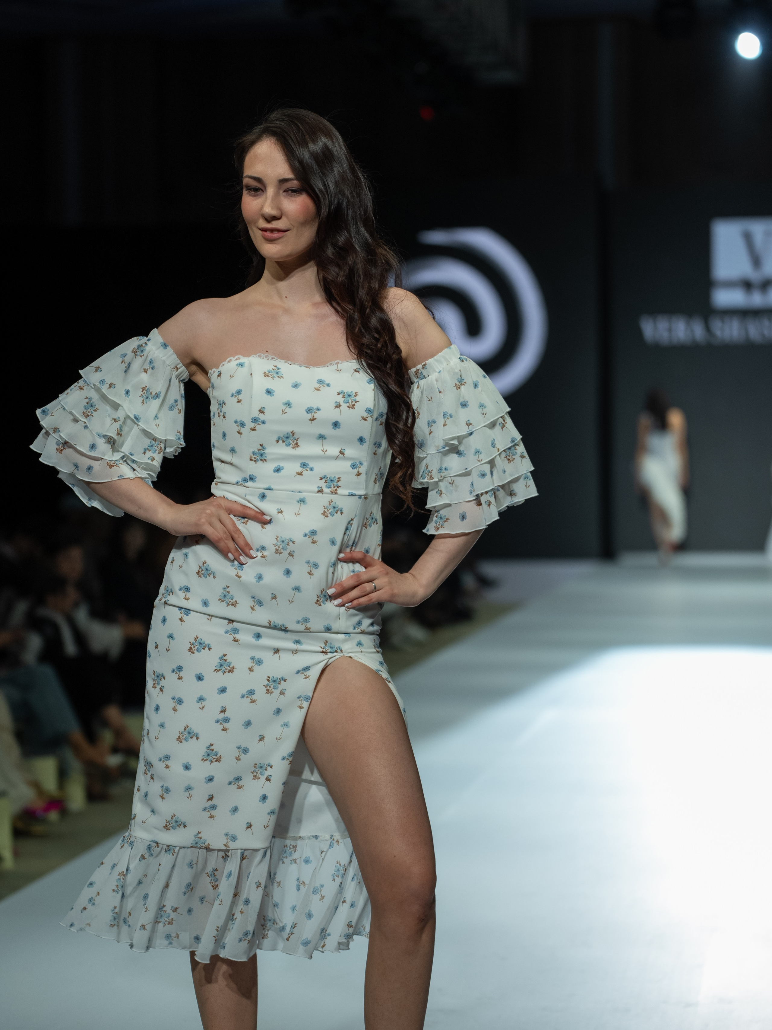 EURASIAN FASHION WEEK Vera Shasherina. Сайт Алматинского НЮ АРТ, будуар и фэшн фотографа Дениса Карпенко