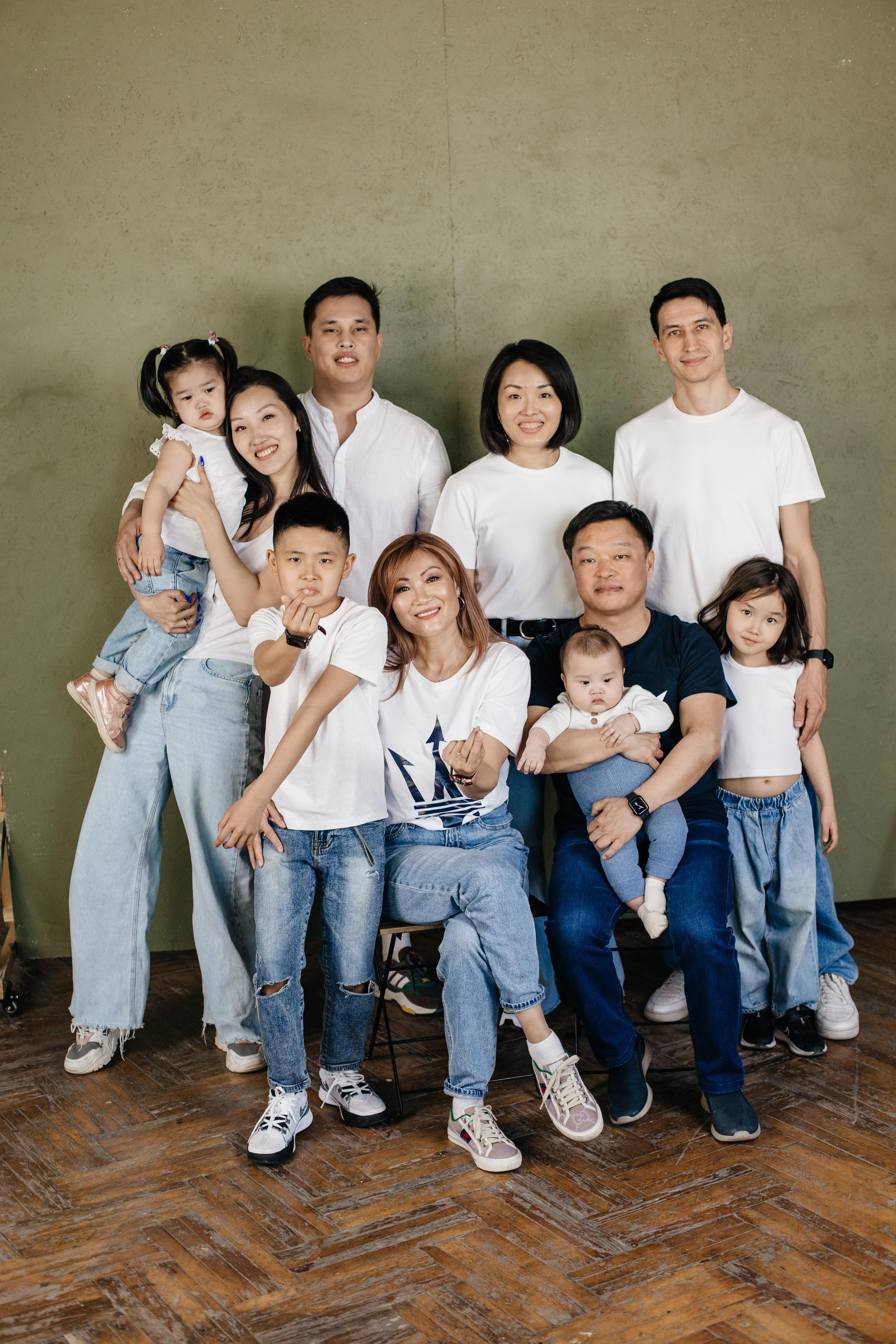 Семейная фотосессия в городе Атырау, детская фотосессия в Атырау. Фотограф в Атырау Аслан Мурат