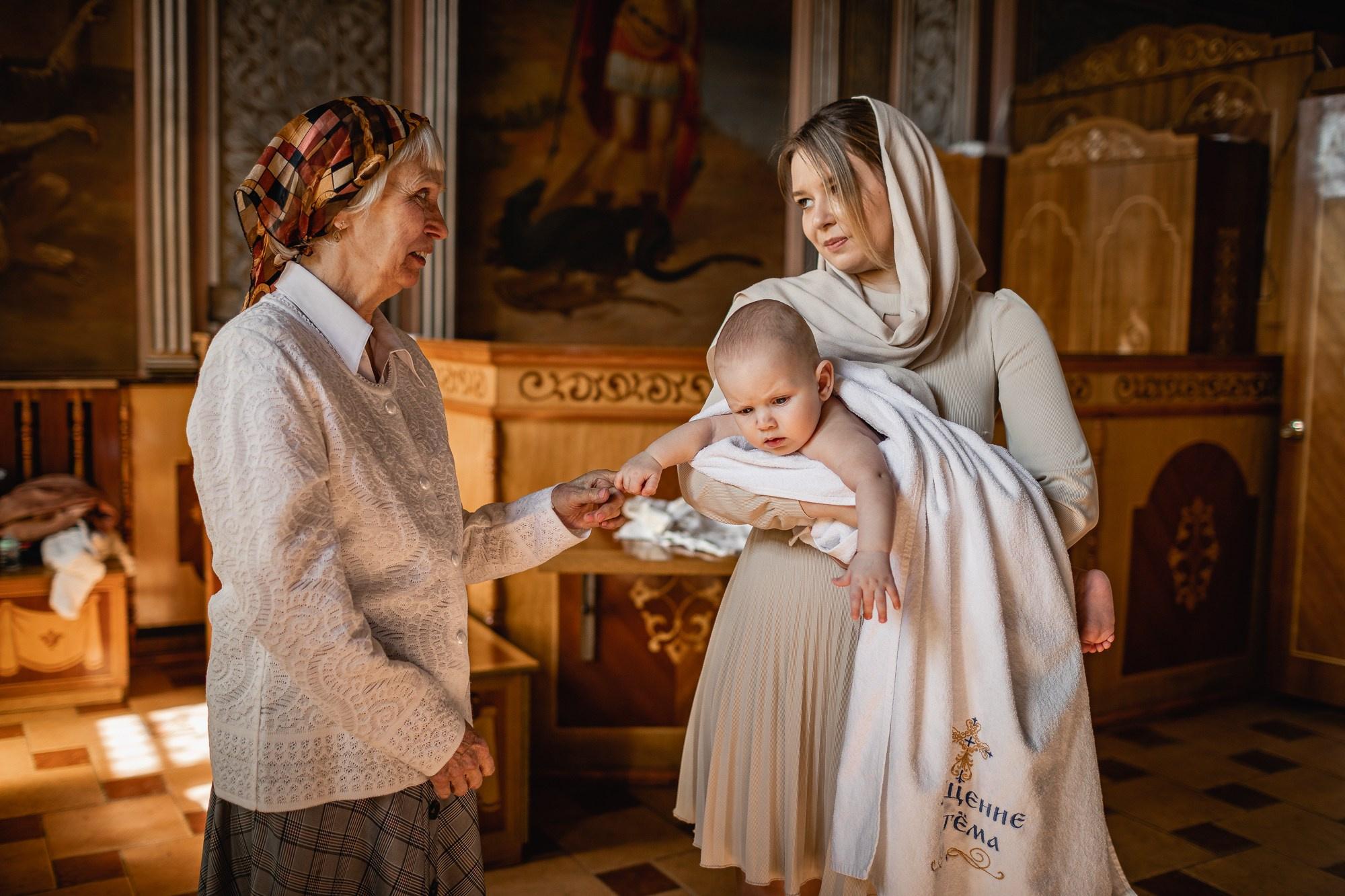 КРЕЩЕНИЕ АРТЕМА (Н. Белого). Семейный фотограф новорождённых в Серпухове Юлия Новикова +79637785957