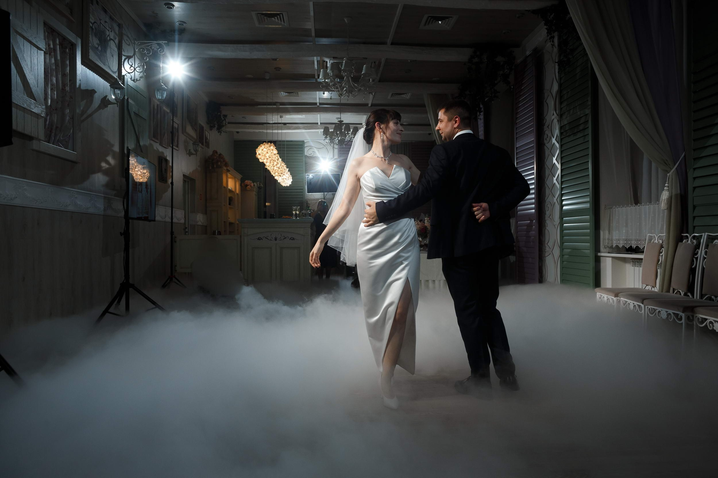 Свадьба в октябре. Свадебный фотограф Игорь Брундасов 8PHOTO на свадьбу венчание загс СПб