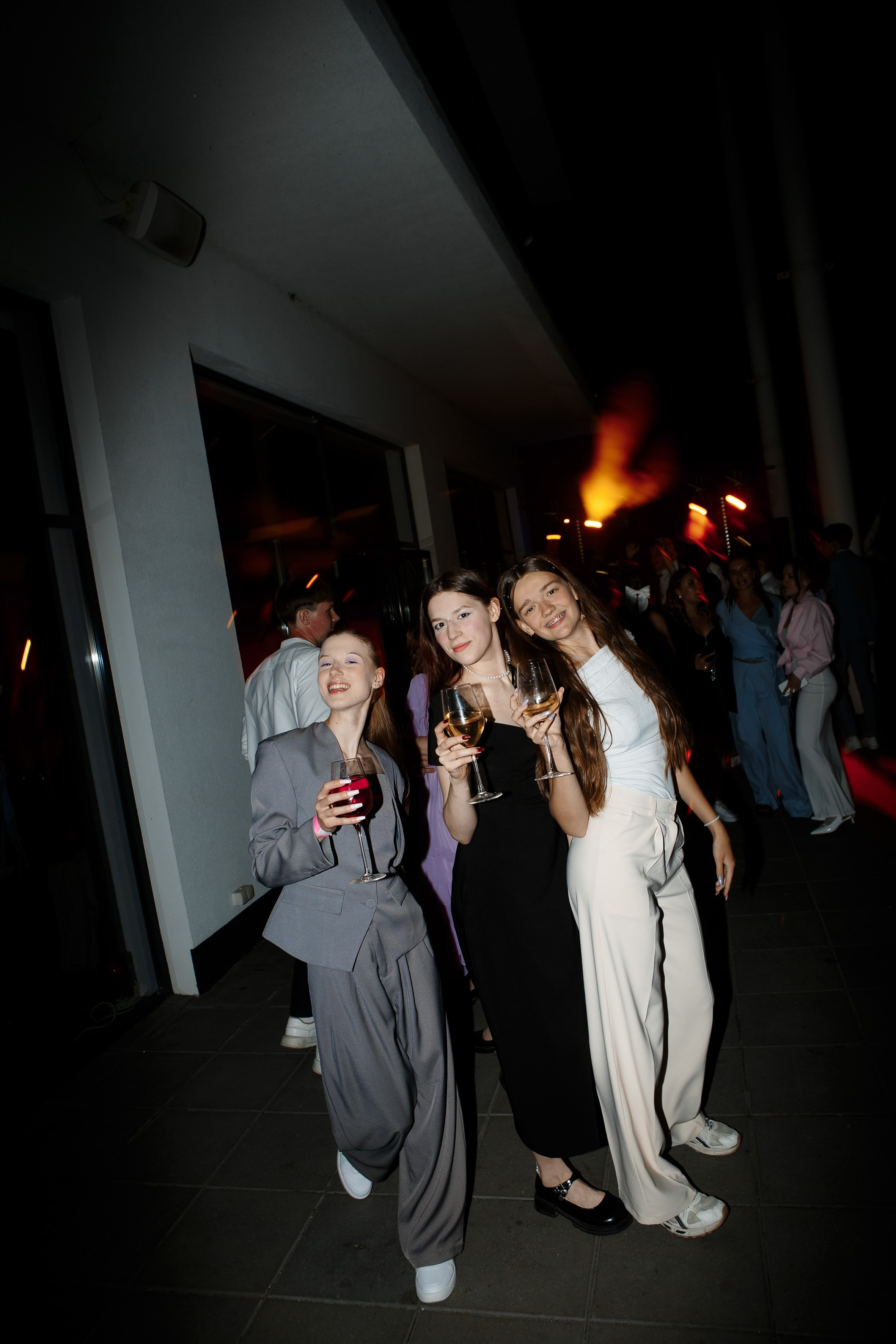 Выпускной Гимназия 12 2024 OpenHouse. Свадебный и портретный Фотограф в Липецке Дмитрий Котюков