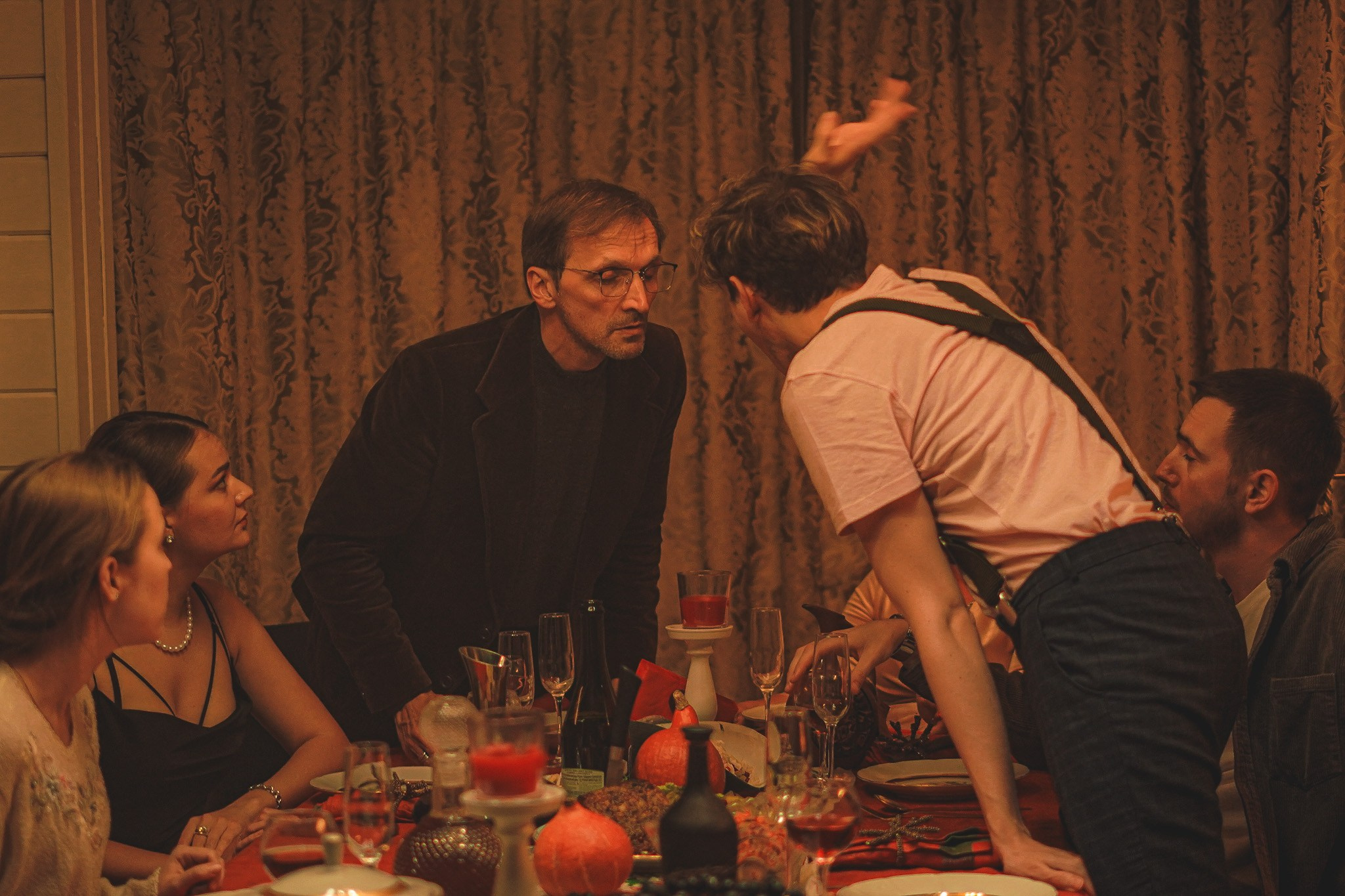 За кадром — КФ " Щелчок ". Beardy Pix