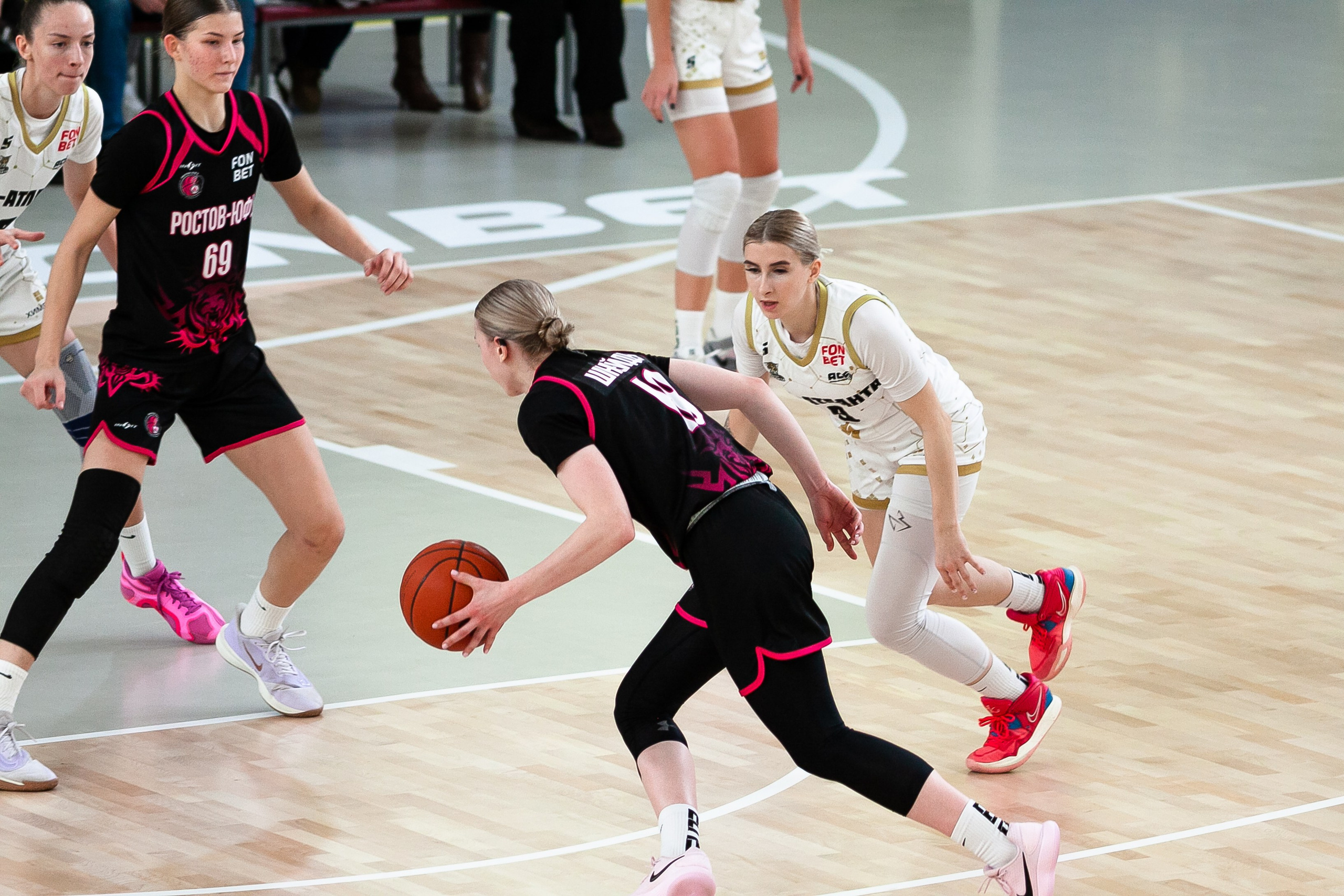 Патшалах университечэ. Фотография