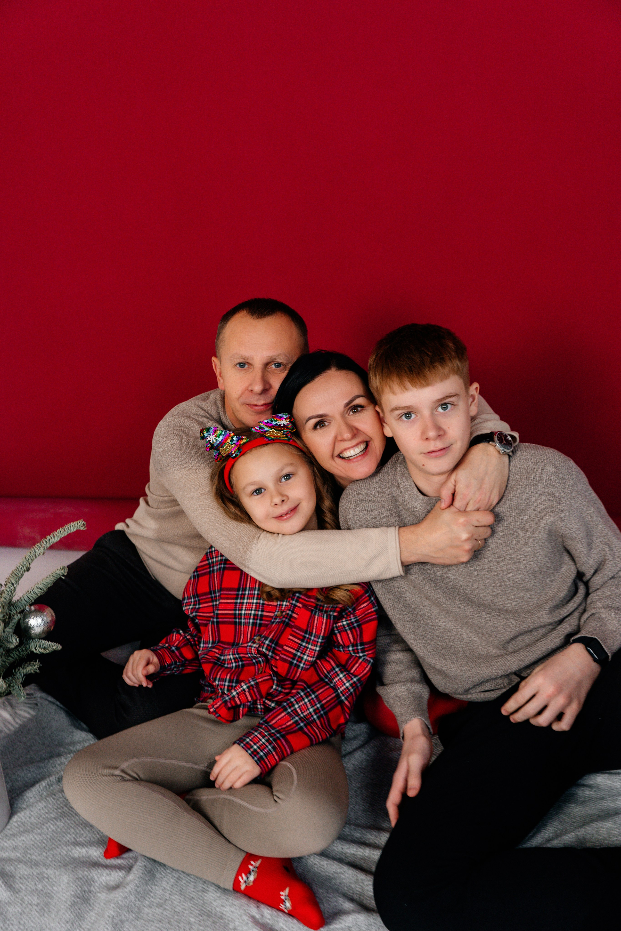 Новогодняя семейная история. Ваш семейный фотограф в Минске — Вика Трегубова