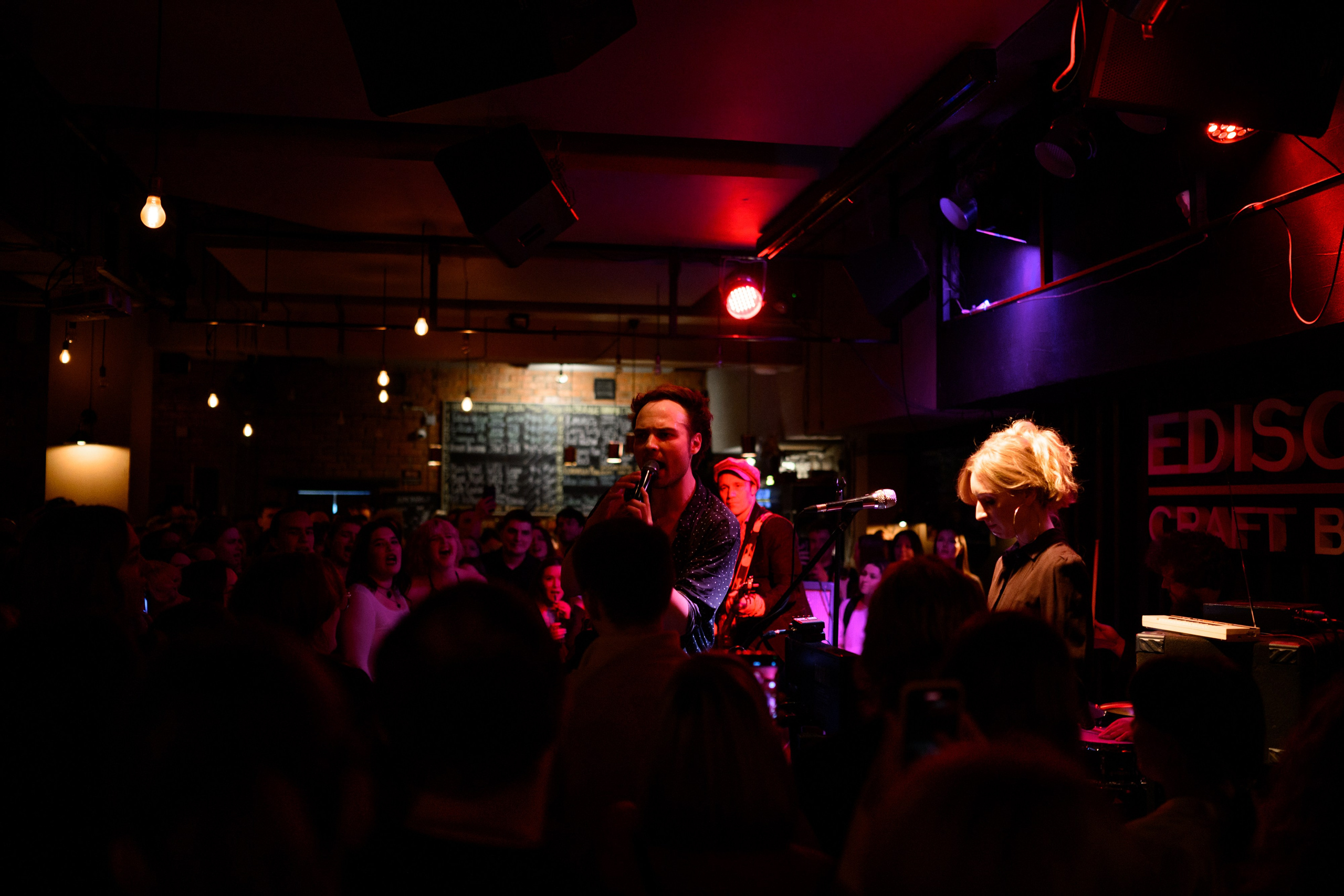 CRAFT BAR EDISON — Диктофон. Свадебный фотограф Иркутск Алексей Шульгин