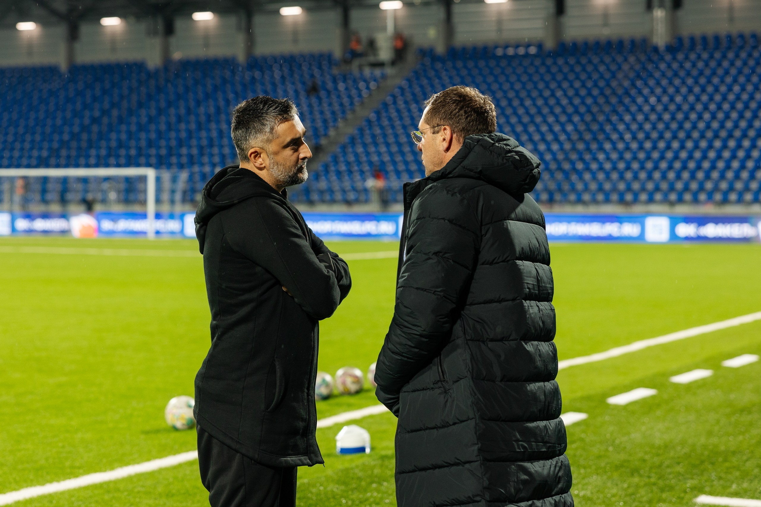 Ретро-матч «Факел» — сборная СССР и России. Свадебный и репортажный фотограф в Воронеже Сергей Максимов