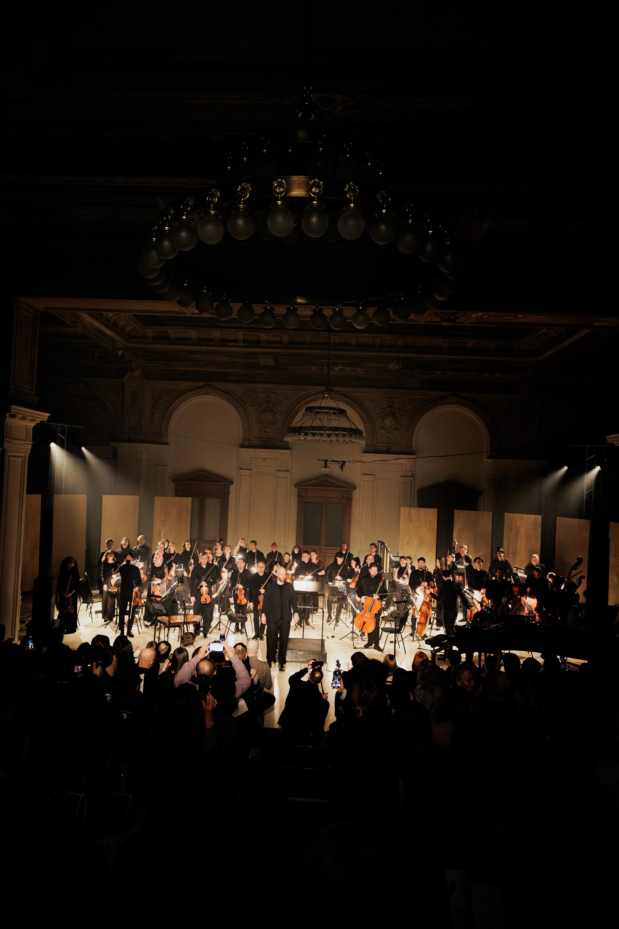 Концерт музыки композитора-резидента Алексея Ретинского «Dom Radio». Репортажный фотограф в Санкт-Петербурге Александр Паклин