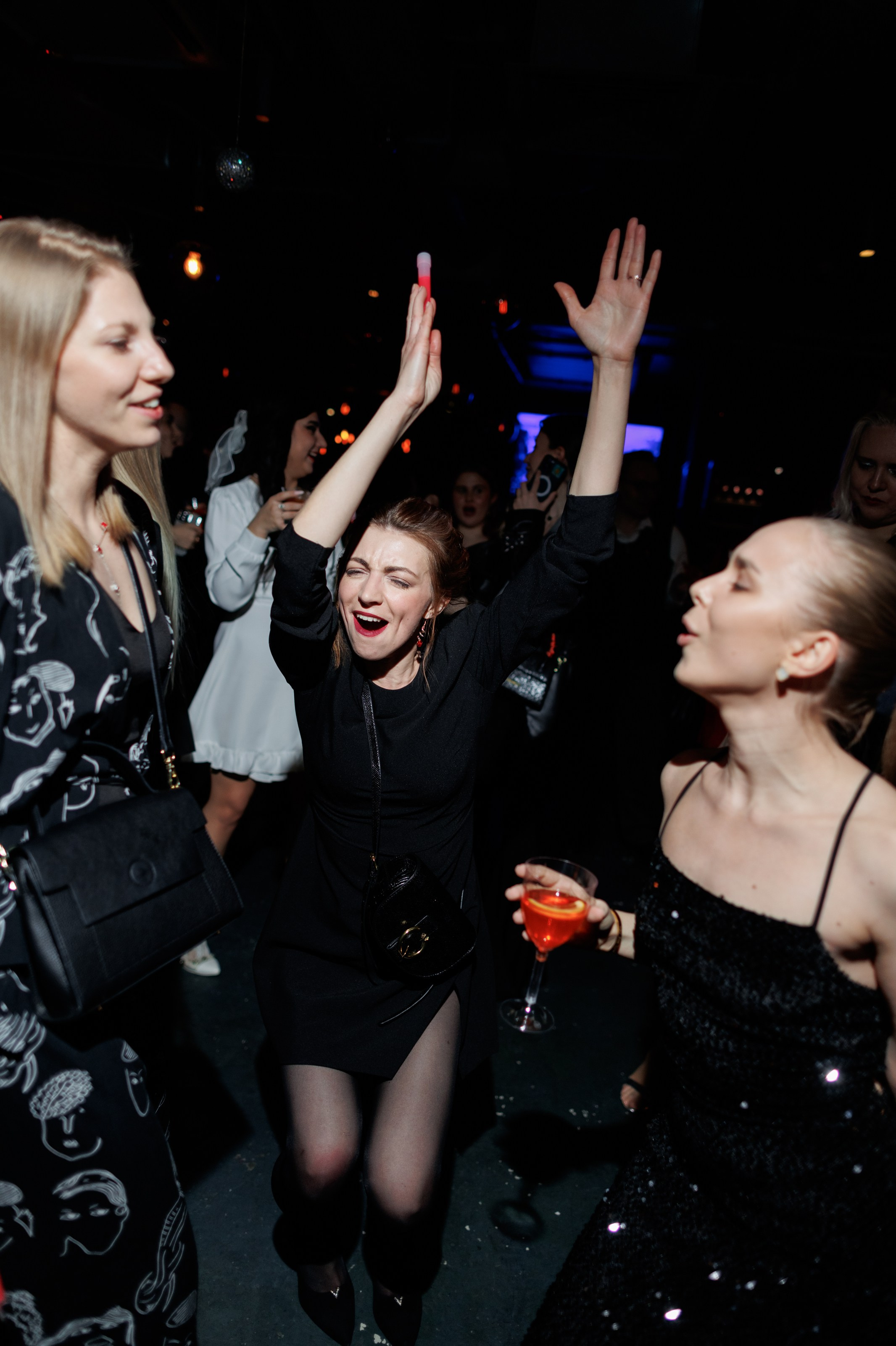 New Year Подружки 23/2024. Свадебный, портретный и репортажный фотограф Дмитрий Карпов