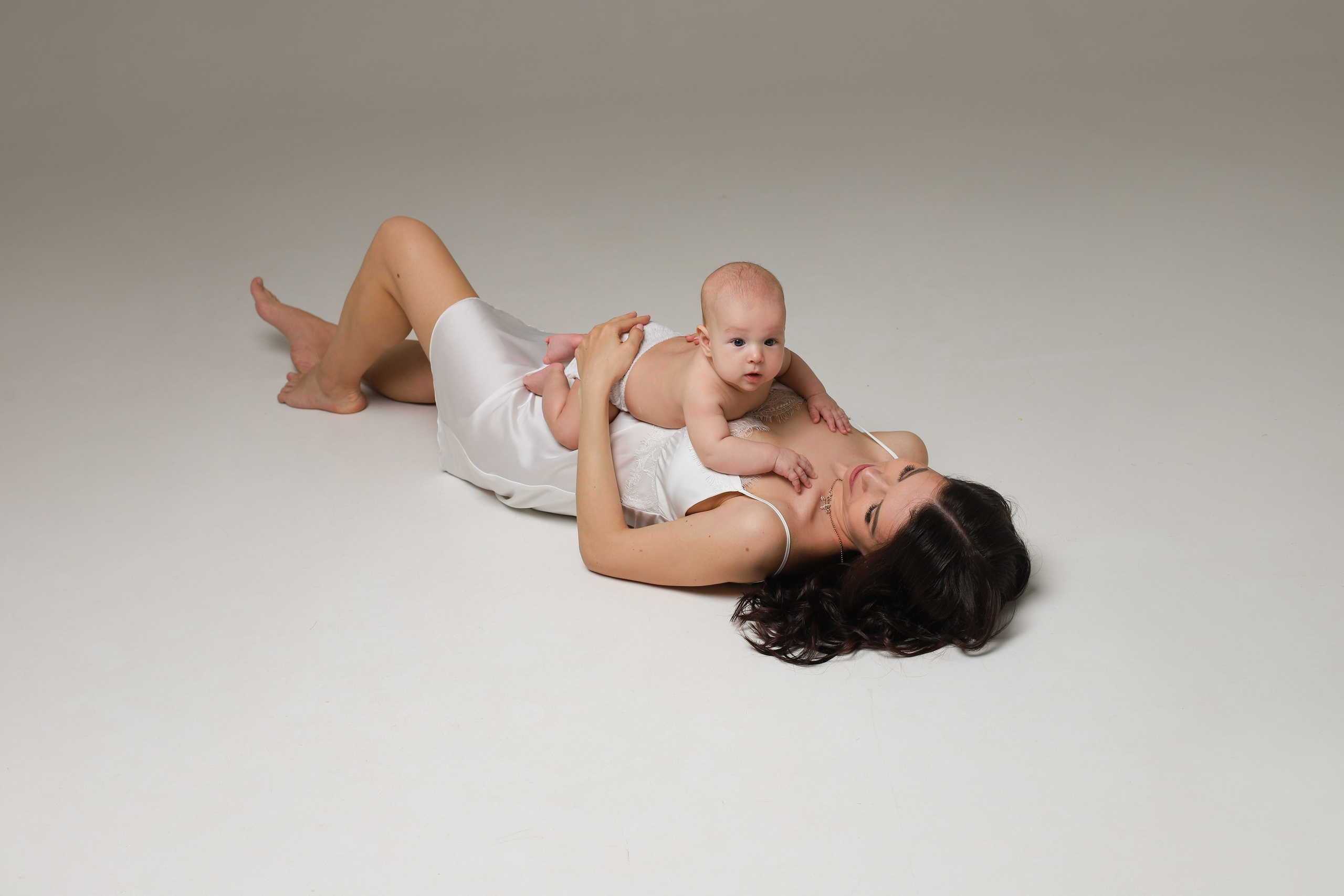 Детские 0-6 месяцев. Ирина Кан Фотограф новорожденных в Екатеринбурге