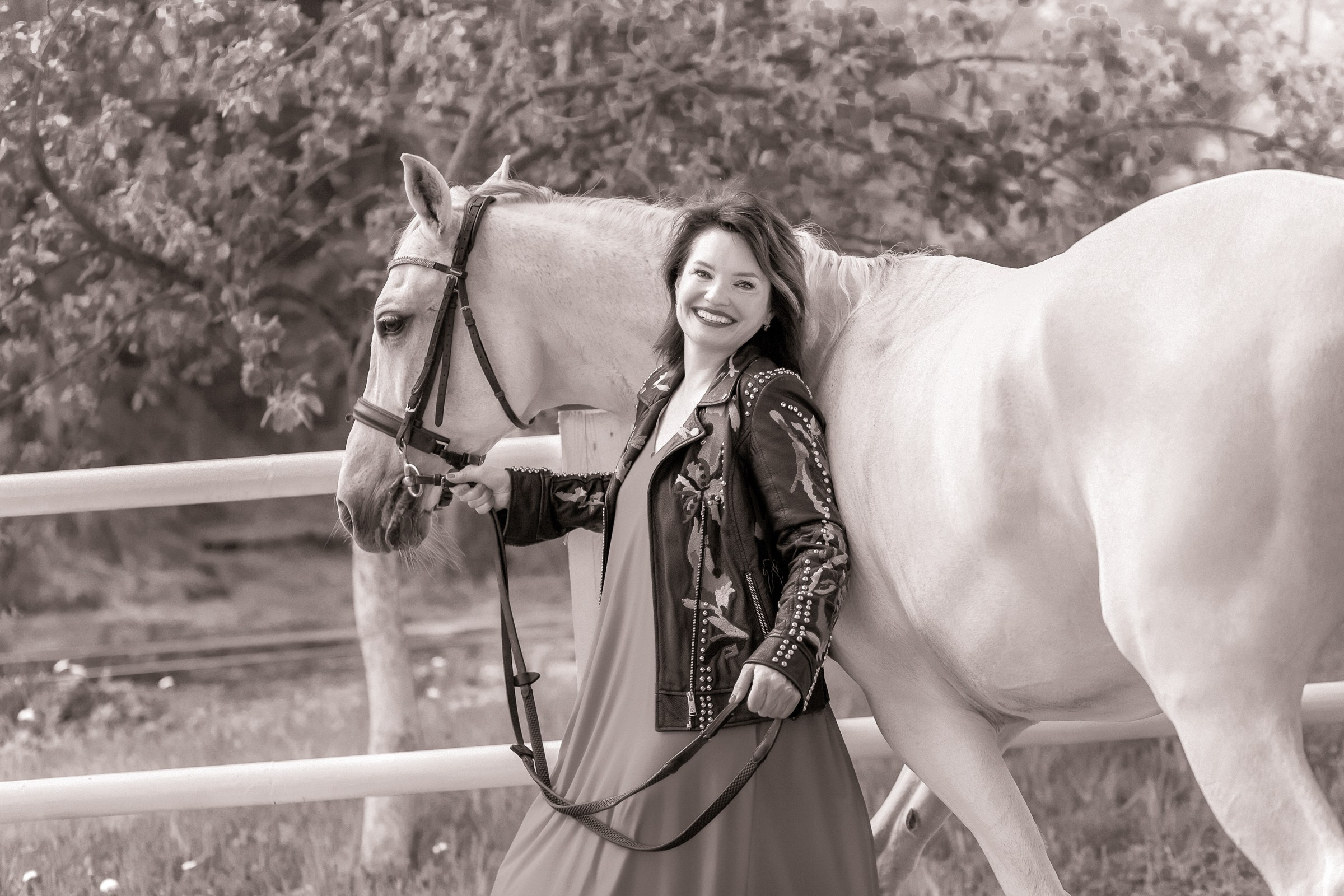 Галина и ее лошадь Сказка. Фотограф женский и мужской портрет Санкт-Петербург