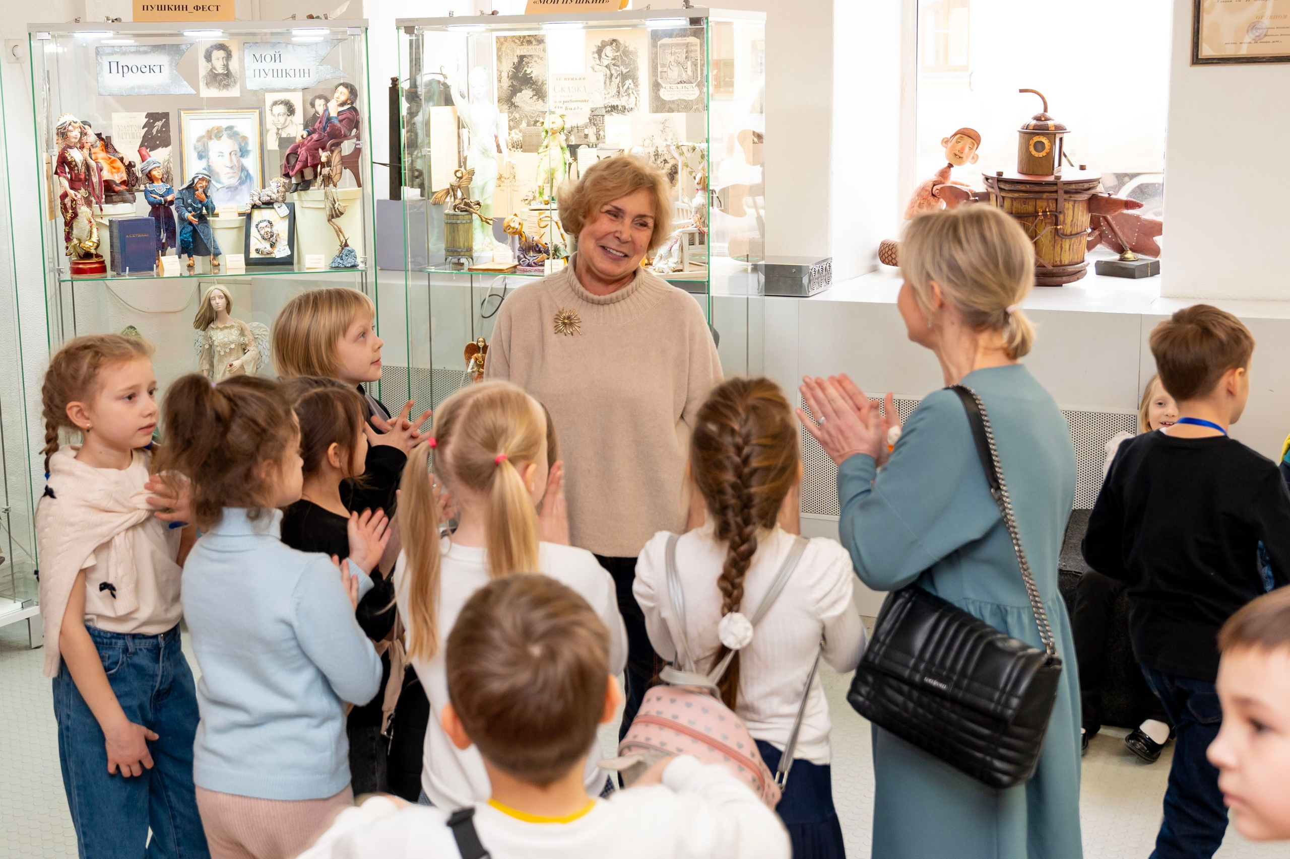 Экскурсия московский дом кукол. Фотограф Юлия Попова