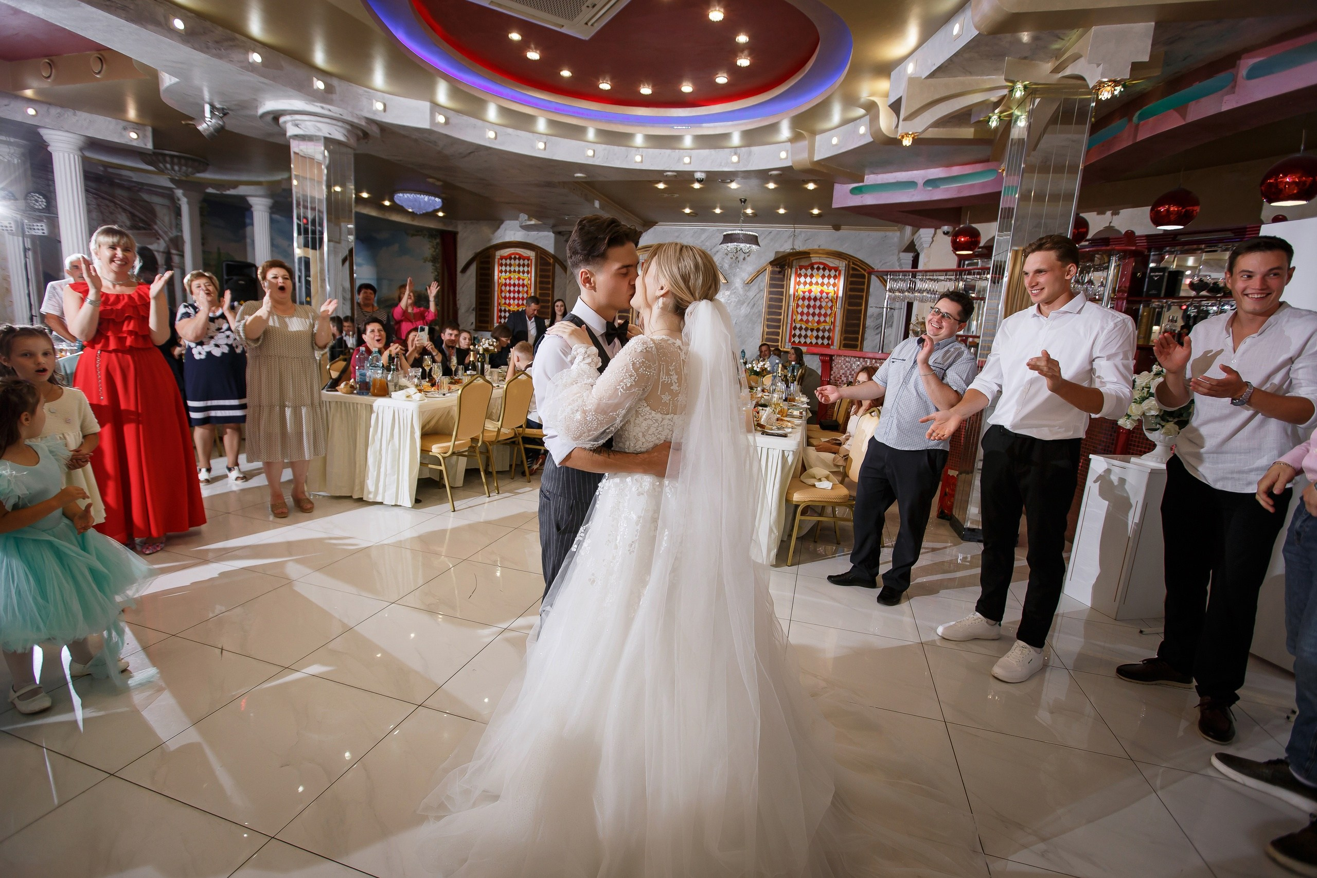 Victoria & Stanislav. Anne Miller | Photographer