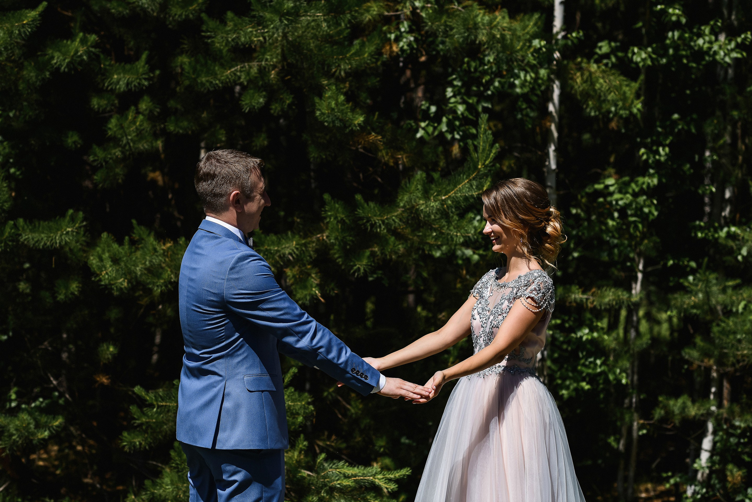 💐 Радик и Яна — душевная загородная свадьба в Villatic | Теплые фото под Красноярском. 📸 Свадебный и семейный фотограф в Красноярске Тихомиров Евгений | 17 лет опыта | 800+ свадеб