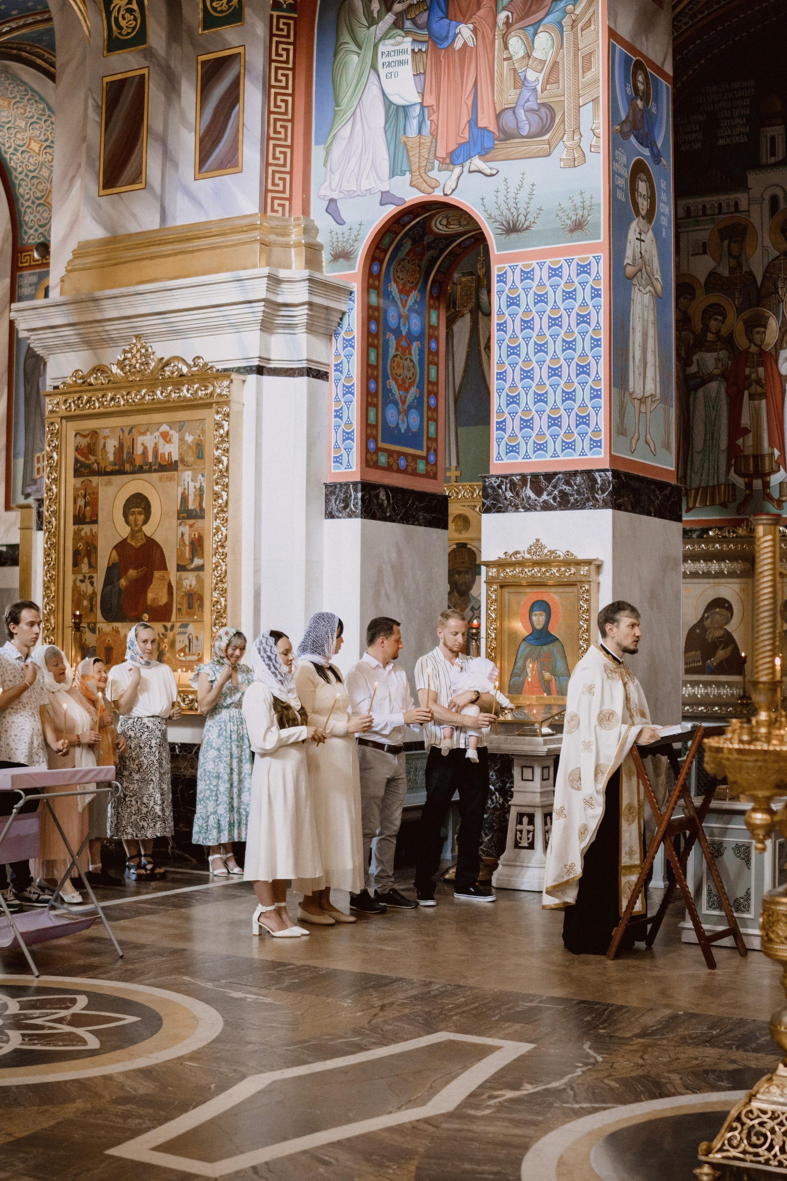 Крещение в Новодевичьем монастыре. Семейный фотограф и видеограф Алёна Ким