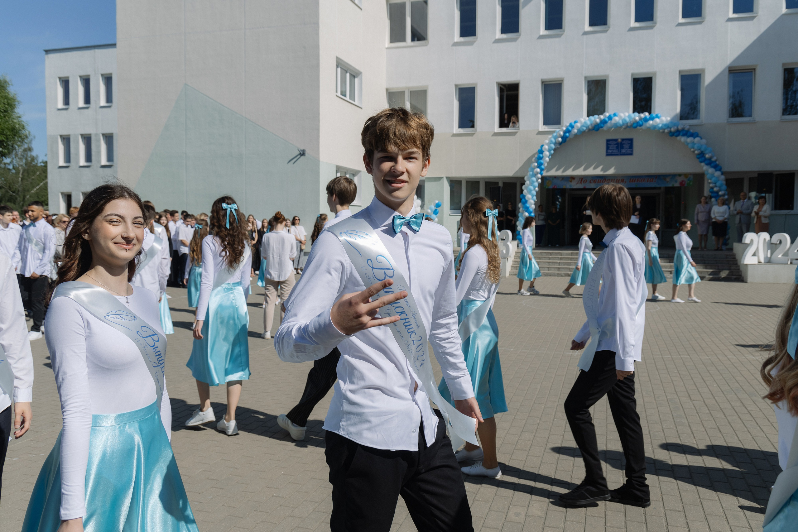 Последний звонок 2024. Свадебный фотограф в Минске/Беларуси Сергей Спиридонов