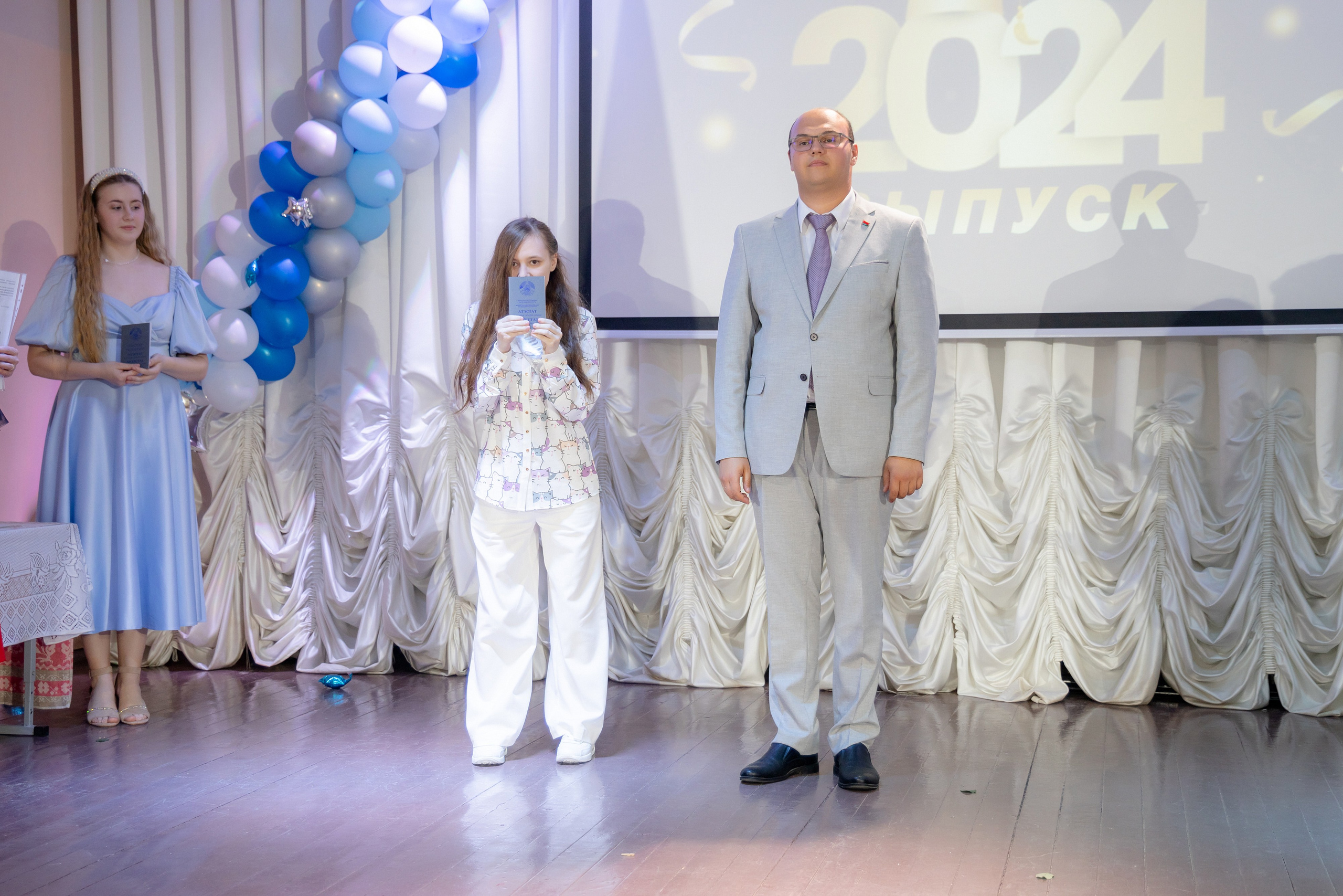 Школьный выпускной 2024 год в Соколе (Минск). Свадебный фотограф в Минске/Беларуси Сергей Спиридонов