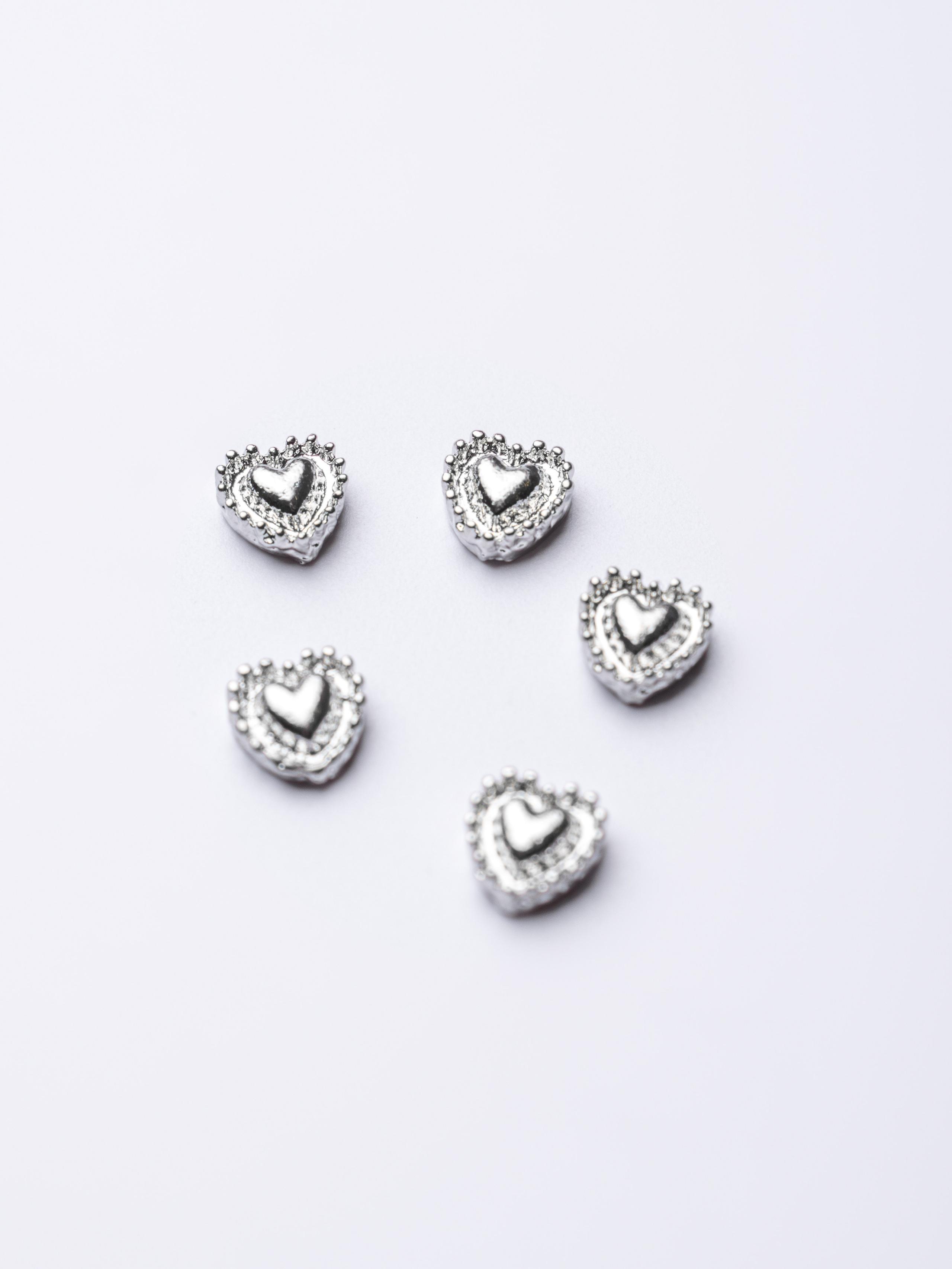 Съёмка на белый фон (с фоном). Предметный фотограф Воронеж