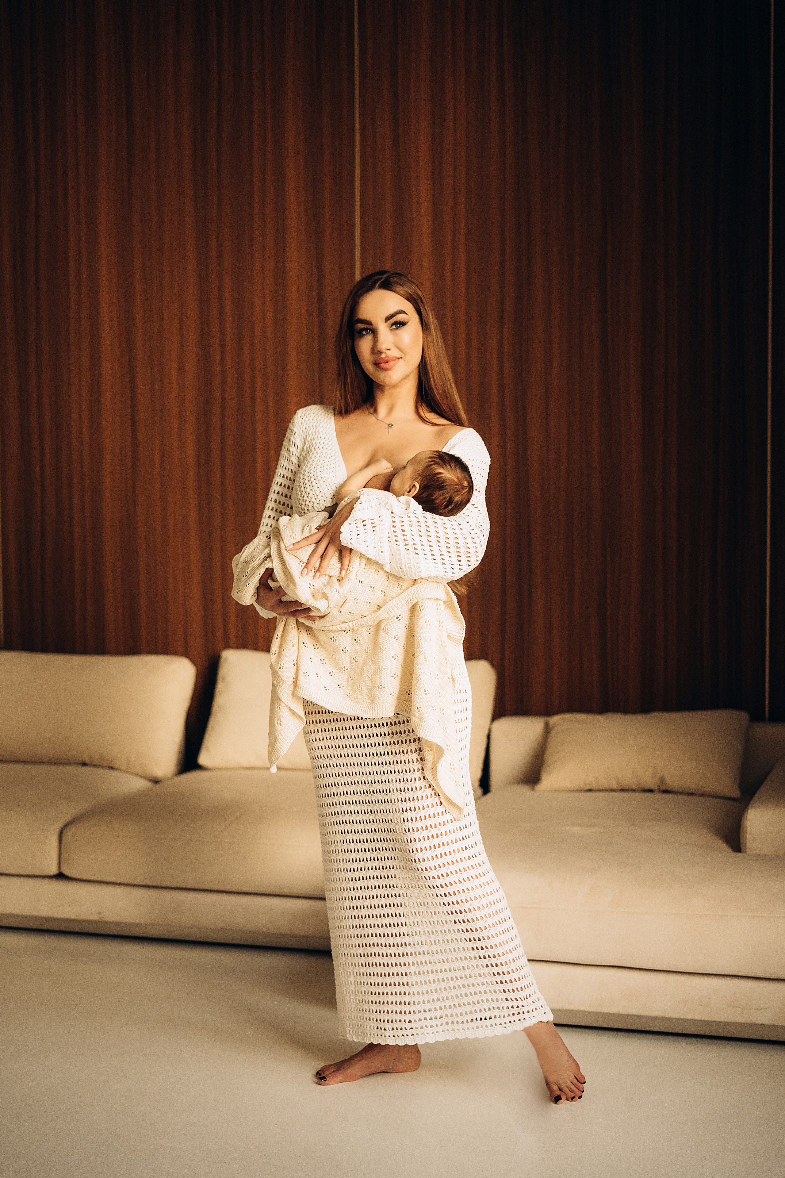 ньюборн фотосессия лайфстал фотограф новорожденные ребенок ребенок в реквизите семейные фото 