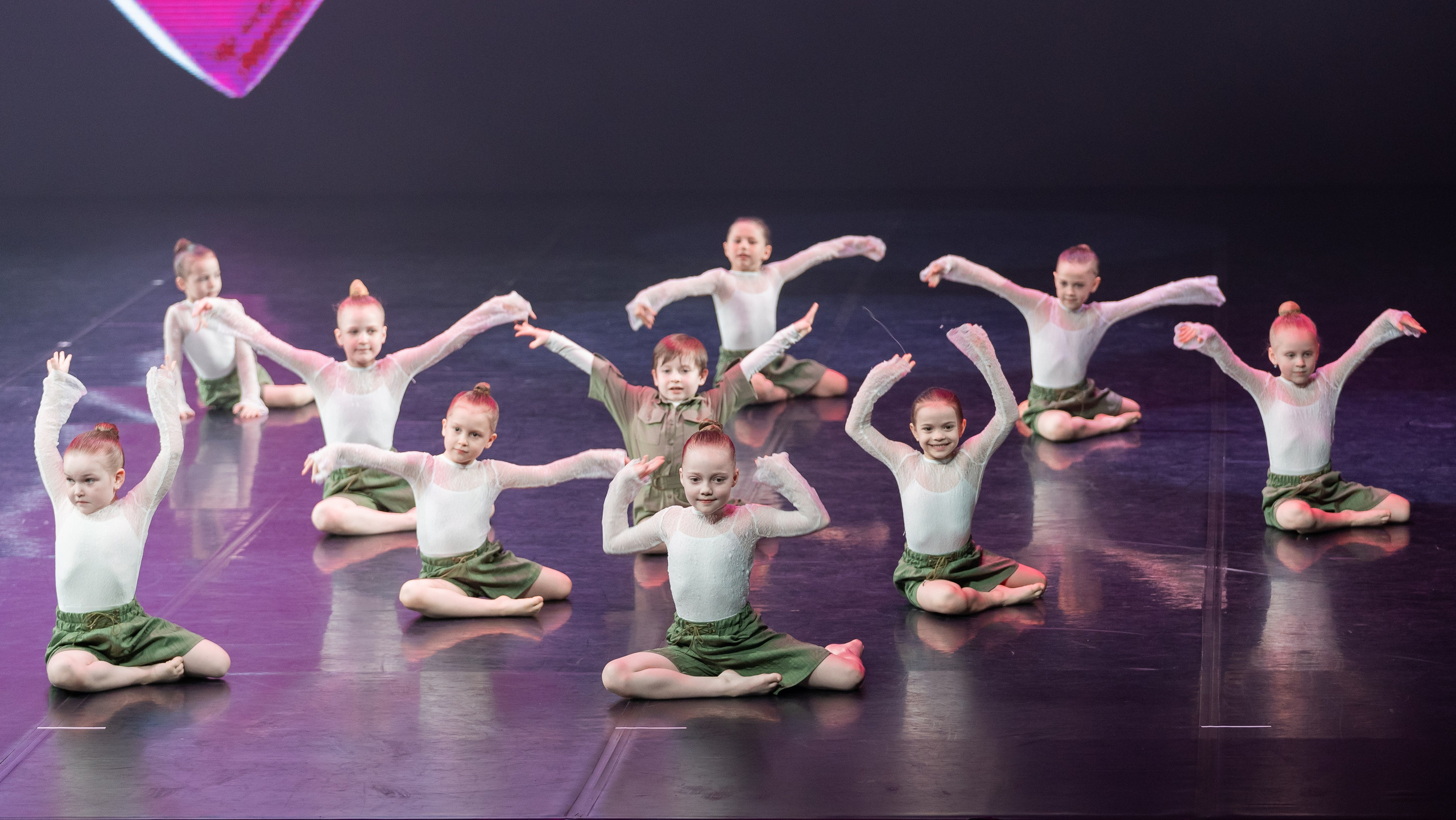 Танцевальное шоу, экзамен, танцевальное шоу в Санкт-Петербурге, idc шоу дети Санкт-Петербург, детское танцевальное шоу в академии танца Эйфмана, idc kids шоу Санкт-Петербург, танцы, танцы Санкт-Петербург 