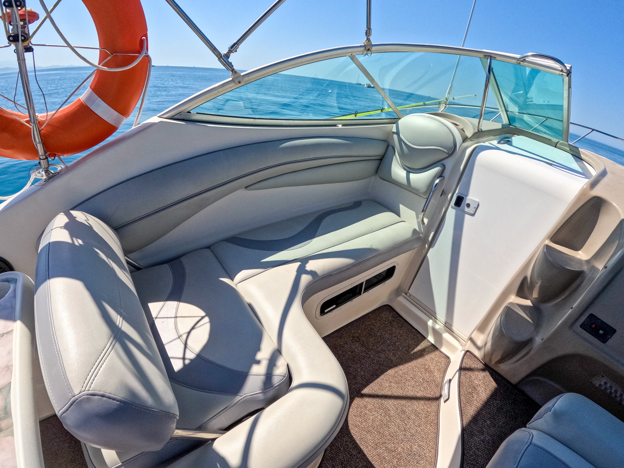 ЭКОНОМ КАТЕРА В СОЧИ. Аренда Яхт в Сочи от Эконом до Премиум Класса