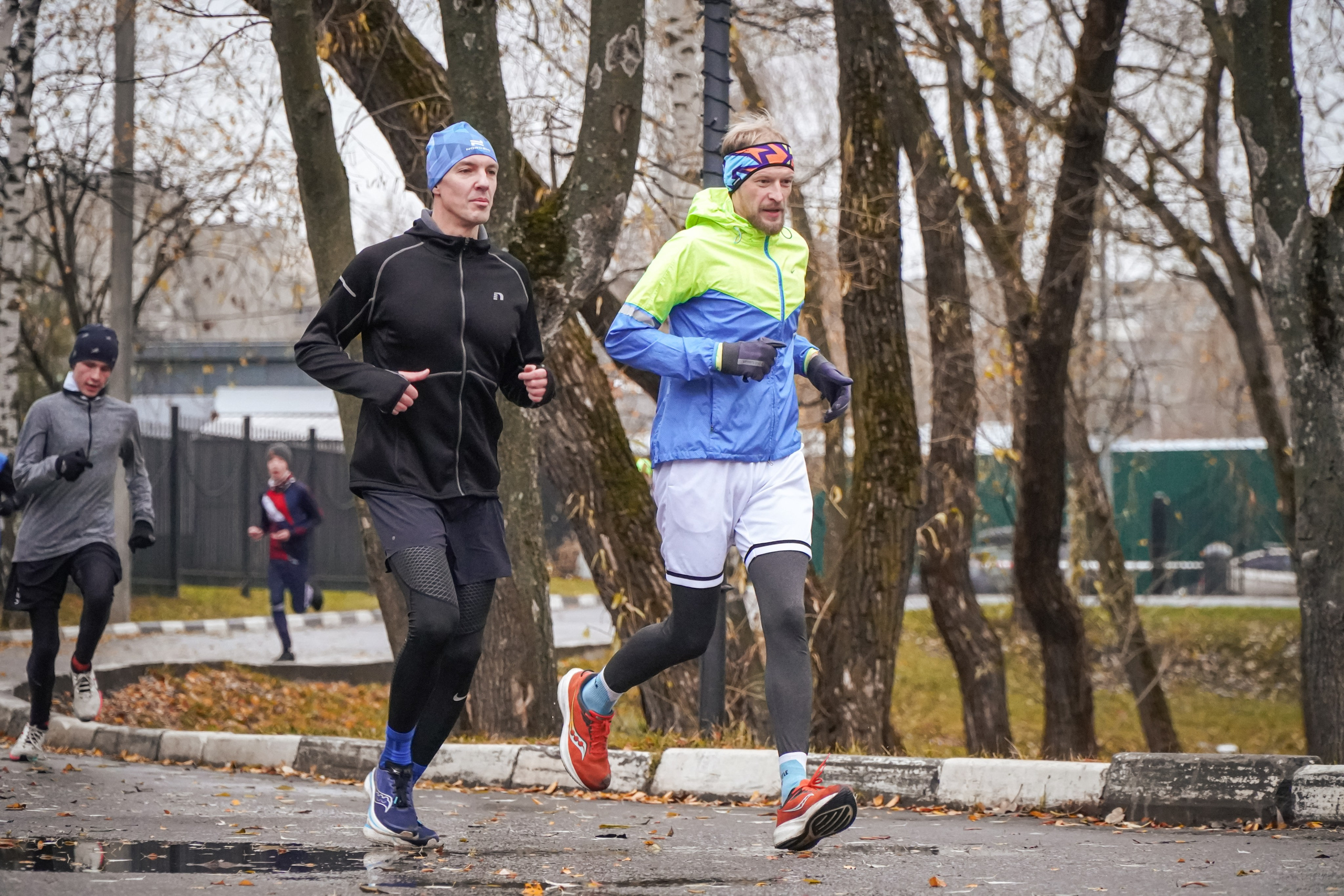 5 вёрст Реутов 16.11.2024. Роман Капилюшов. Бег. Фото. Видео. г. Люберцы