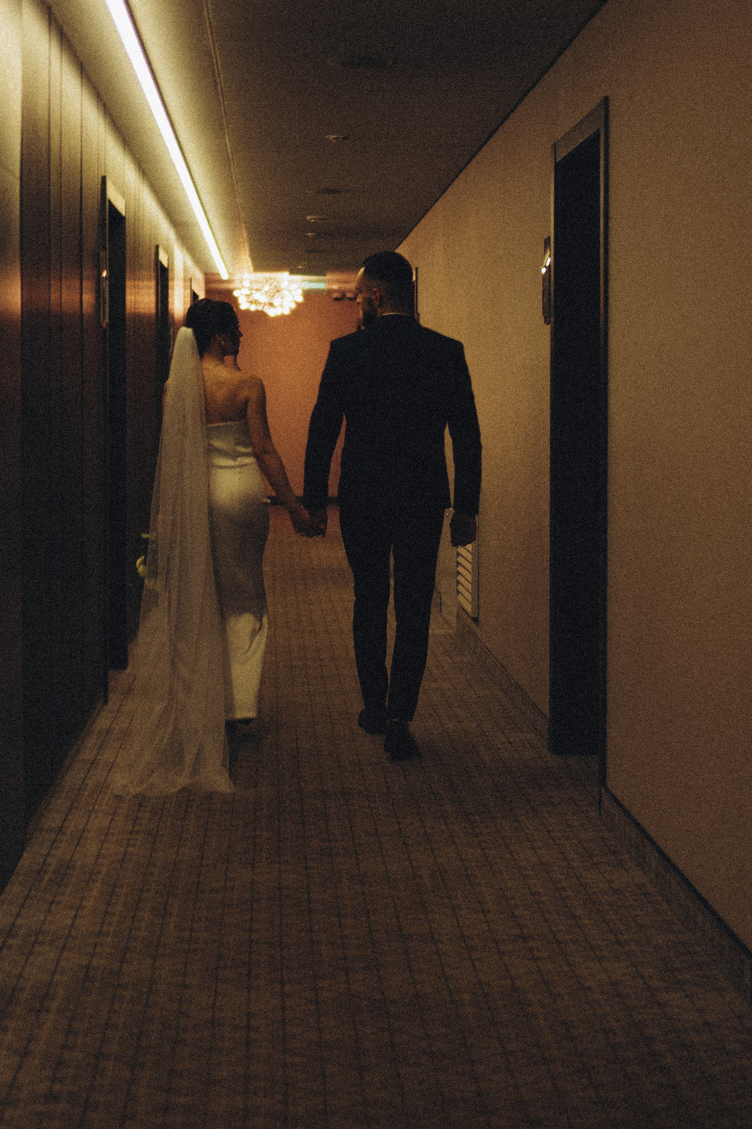 СВАДЕБНАЯ СЬЕМКА СБОРОВ ЖЕНИХА И НЕВЕСТЫ В ОТЕЛЕ И ТАКЖЕ ФОТОСЕССИИЯ В ОТЕЛЕЕ МЕГАПОЛИС БРЯНСК. Профессиональный фотограф, Санкт-Петербург — Виктория Богомолова