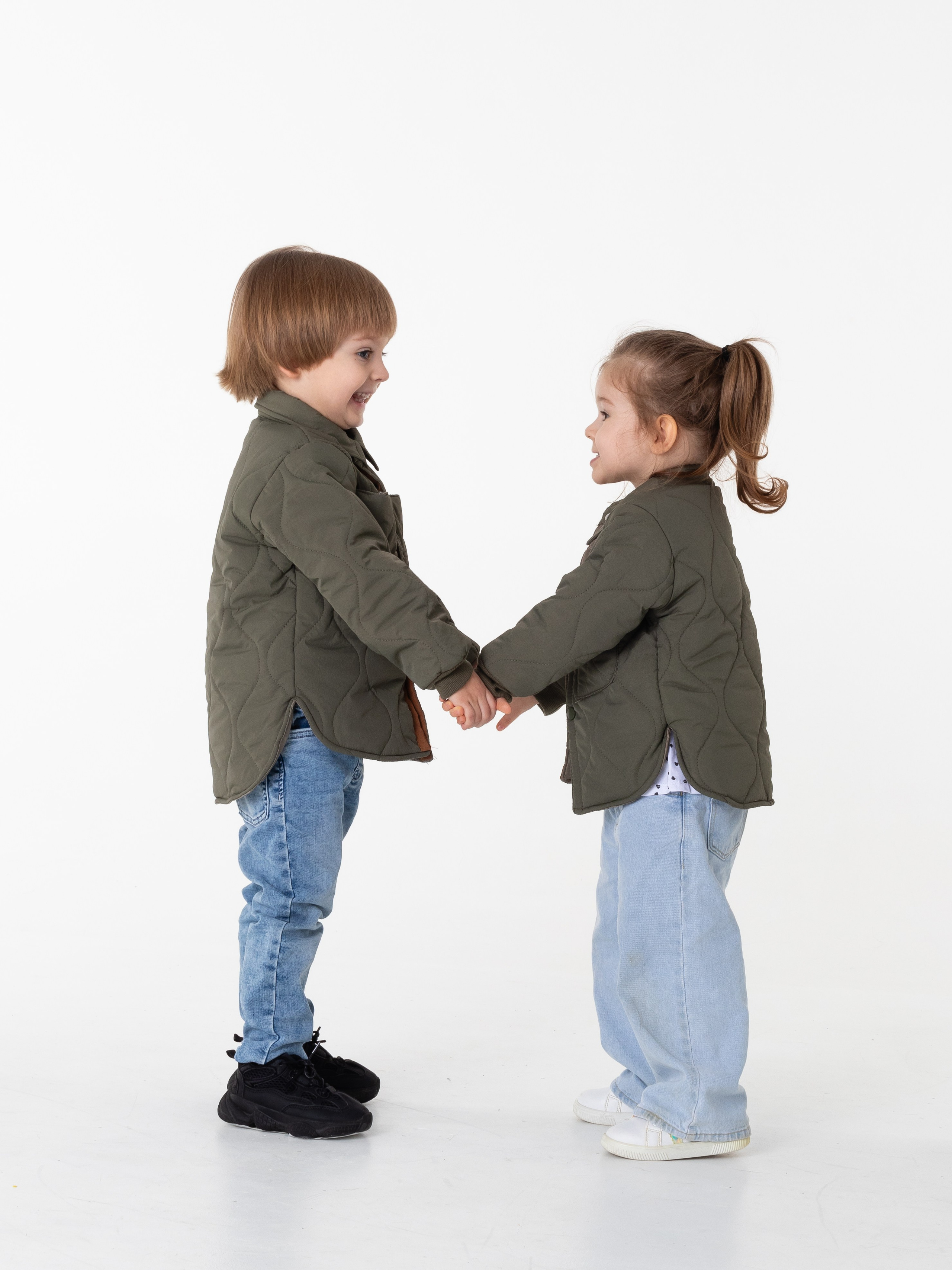 Детские куртки. Фотограф в Краснодаре Арина Кудряшова