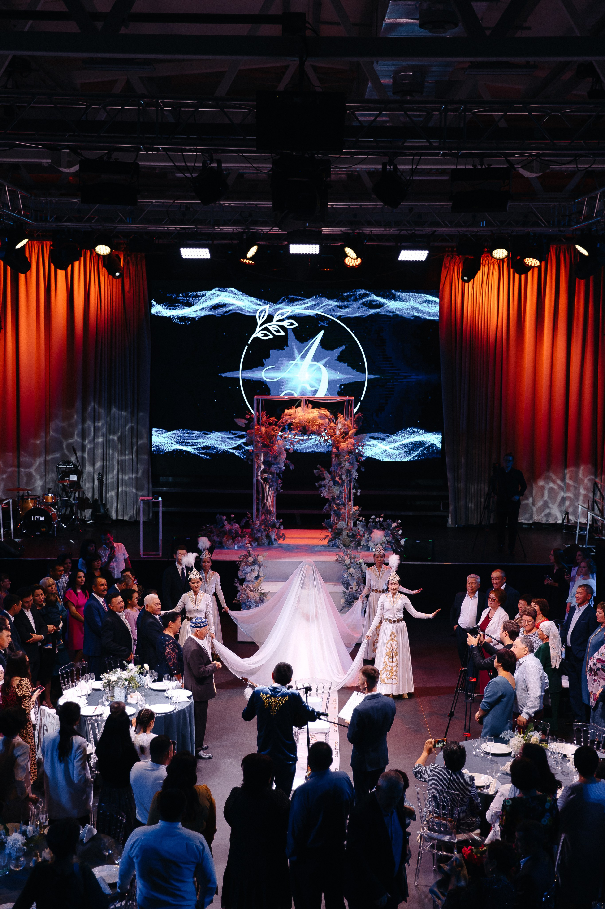 Алибек & Эльвира. Свадебный фотограф Евгений Мирончев