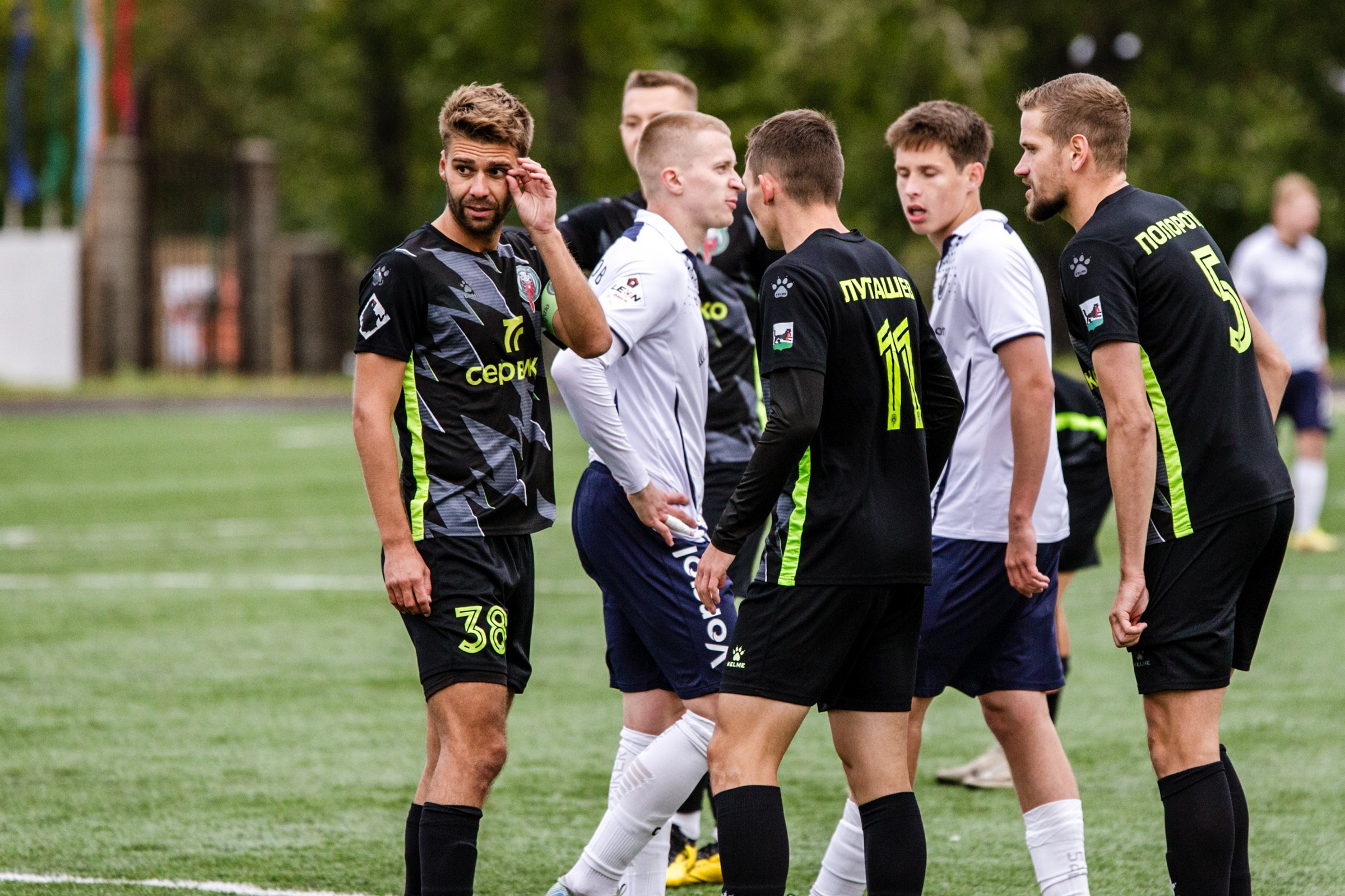 Первенство России по футболу LEON-Вторая лига Б | ФК Иркутск — Космос (Долгопрудный) | 14.09.25. Фотограф в Иркутске Евгения Айвазова