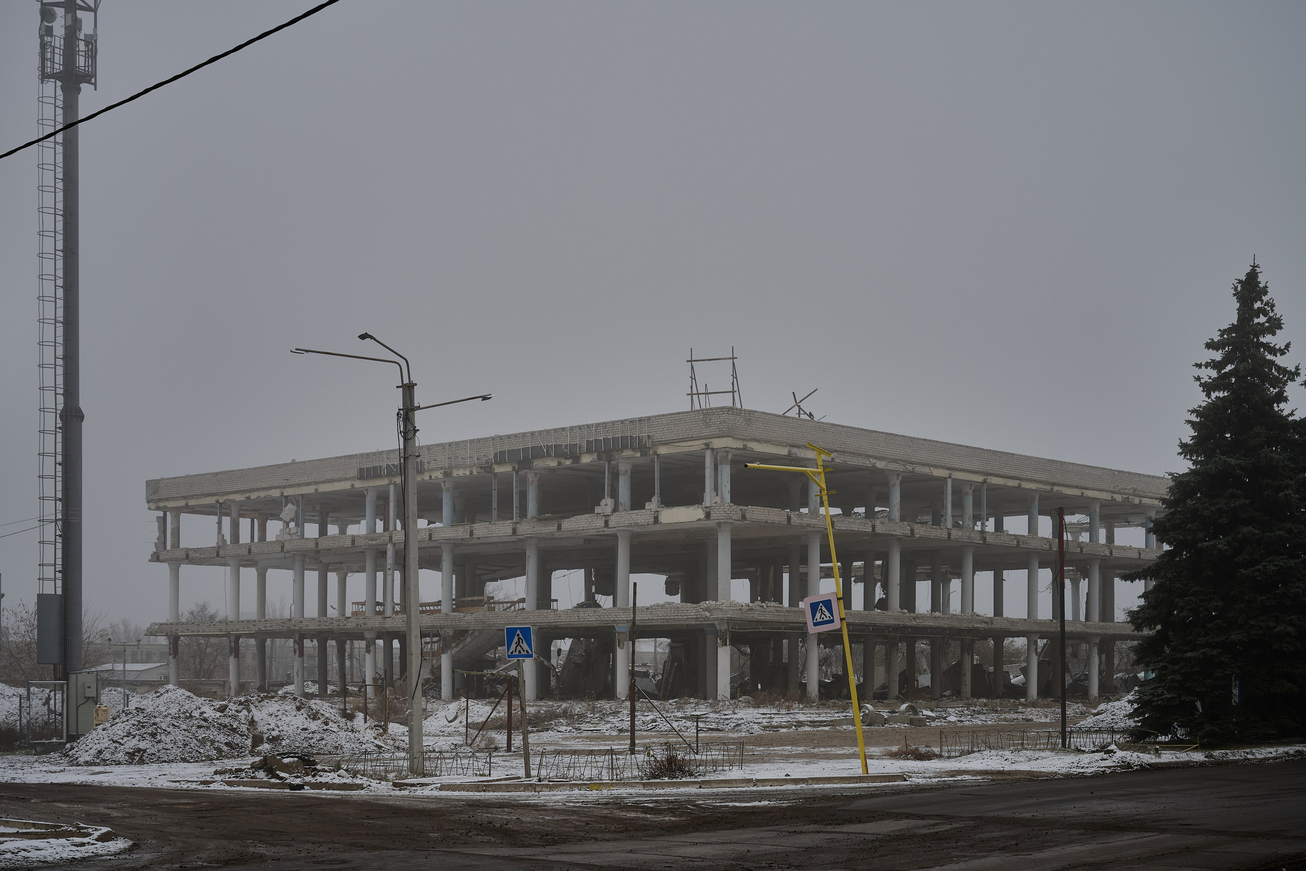 Лисичанск. Луганская область. Фотопроект «Территории»