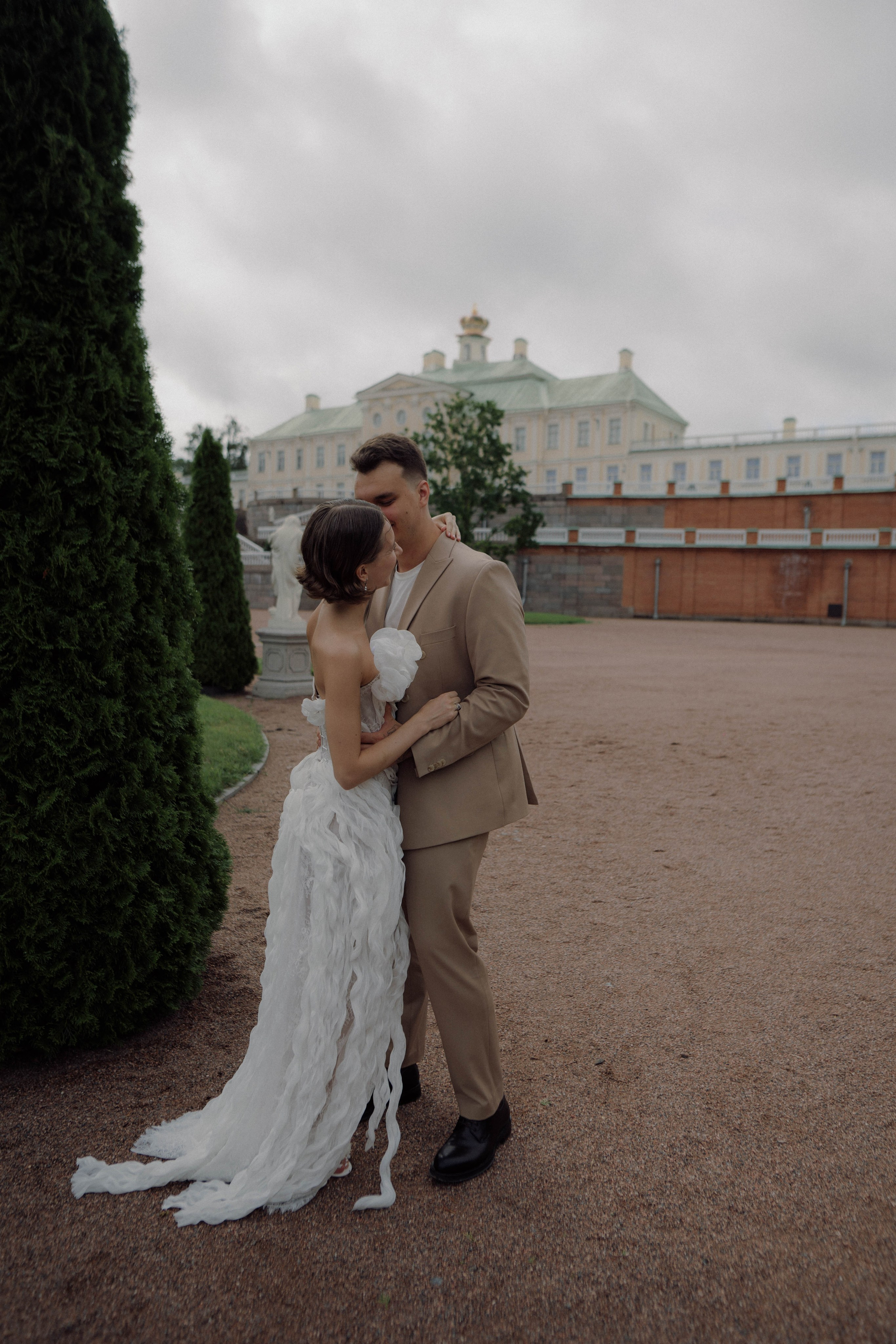 Предсвадебная фотосессия Love Story в парке