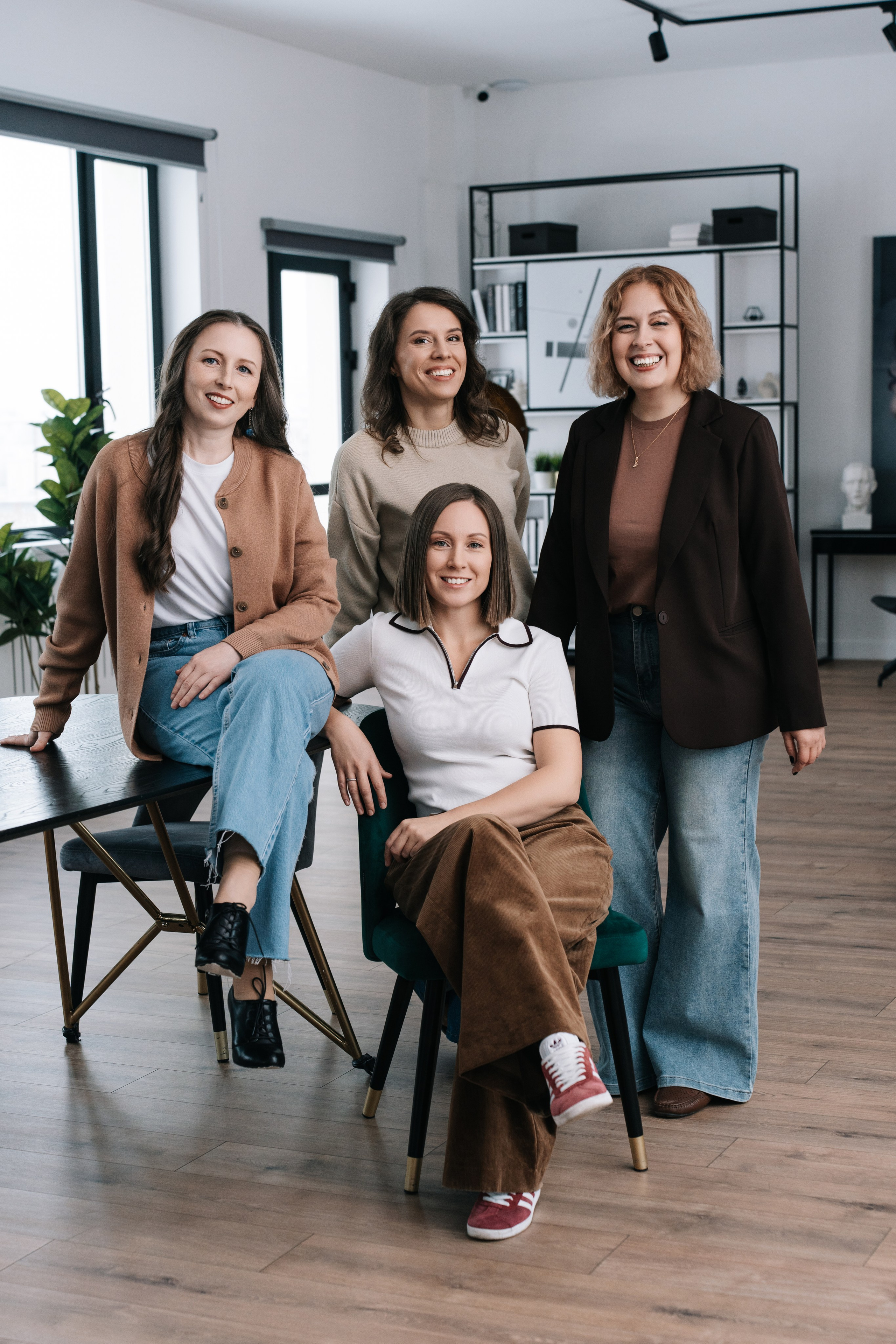 Бизнес фотосессия для сотрудников в фотостудии