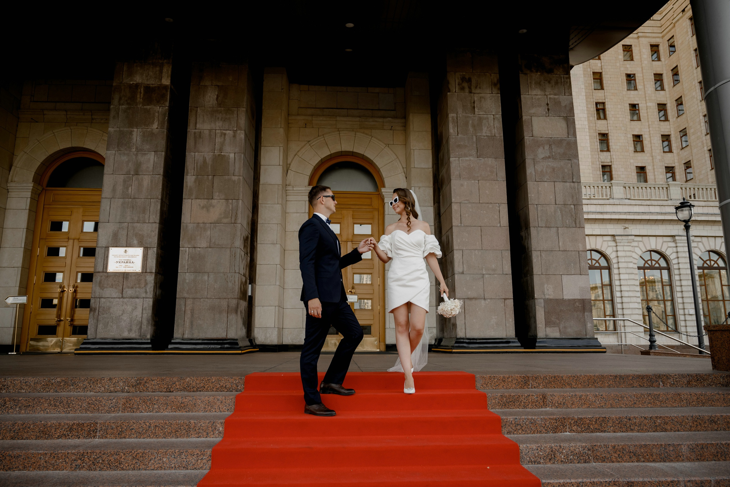 Фотограф в ЗАГС в ресторане Birds башня Око Москва-Сити. Свадебный и семейный фотограф в Москве Светлана Зоткина