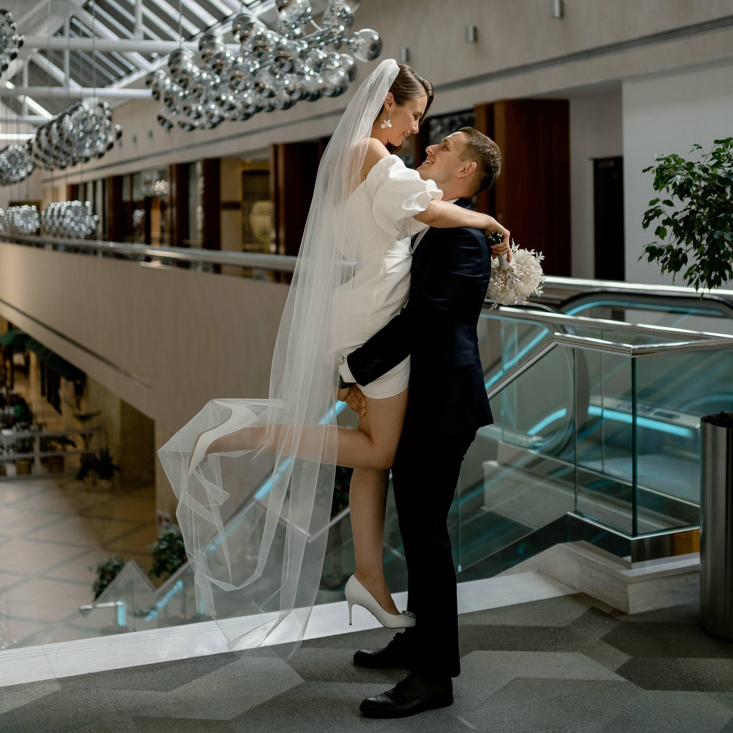 Фотограф в ЗАГС в ресторане Birds башня Око Москва-Сити. Свадебный и семейный фотограф в Москве Светлана Зоткина