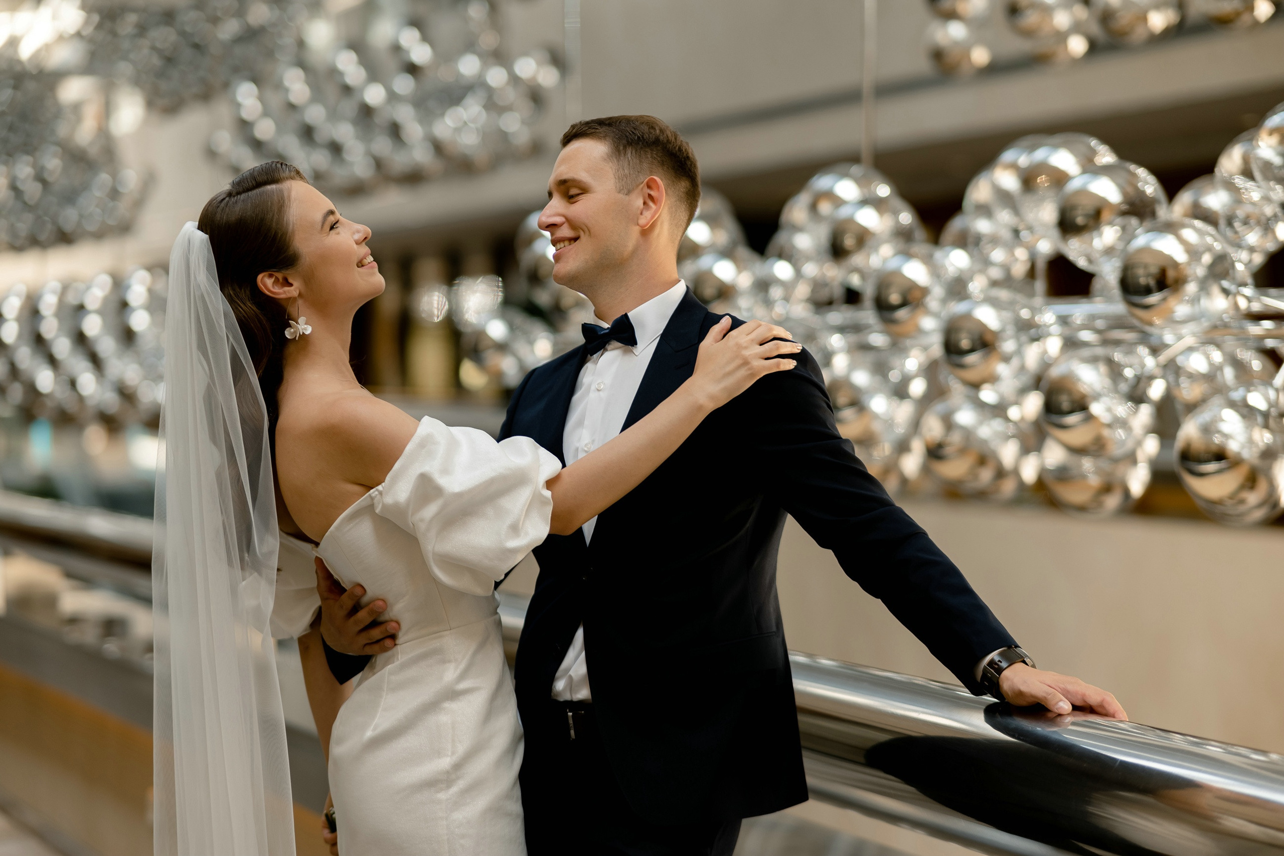 Фотограф в ЗАГС в ресторане Birds башня Око Москва-Сити. Свадебный и семейный фотограф в Москве Светлана Зоткина