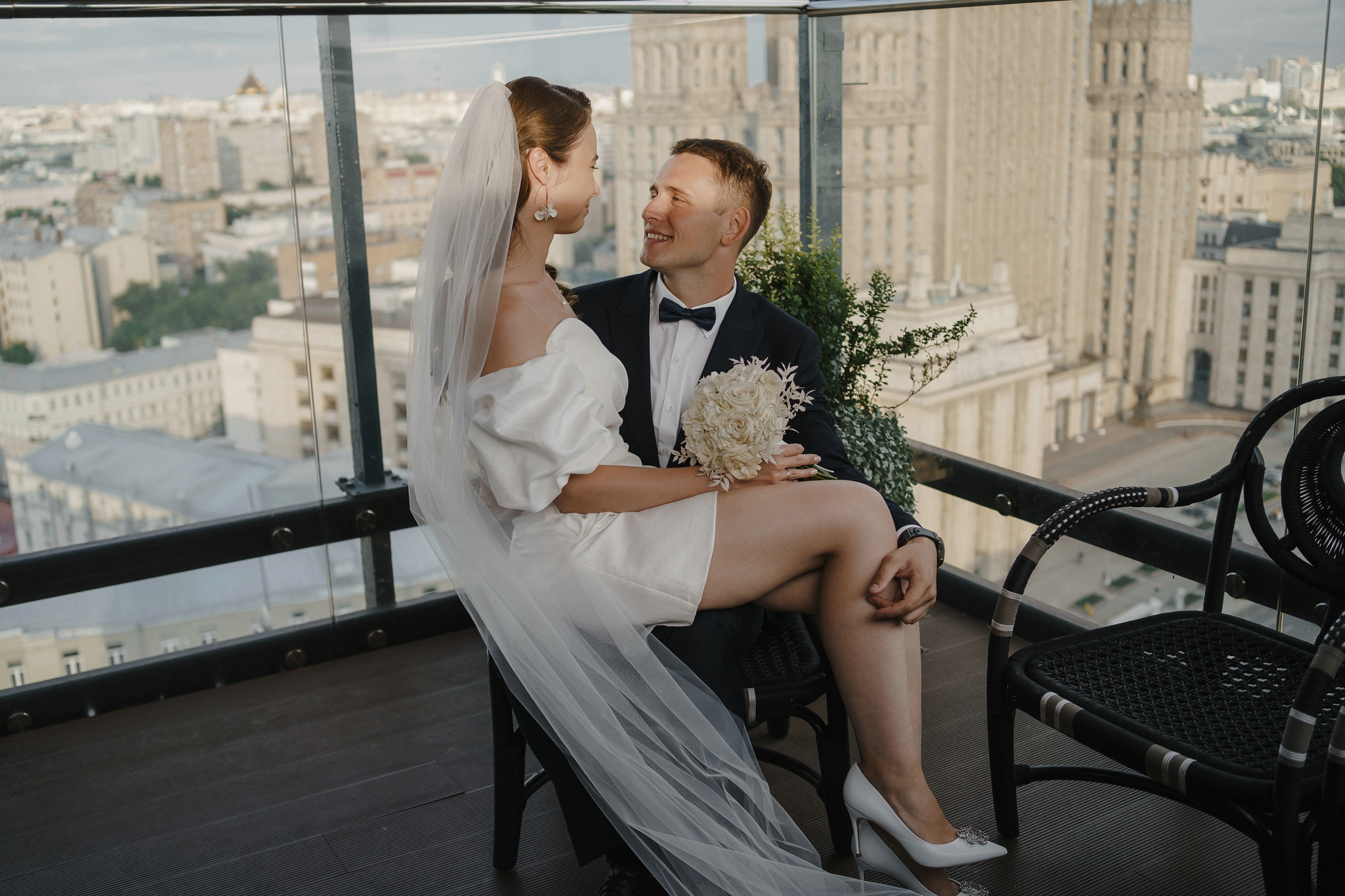 Фотограф в ЗАГС в ресторане Birds башня Око Москва-Сити. Свадебный и семейный фотограф в Москве Светлана Зоткина