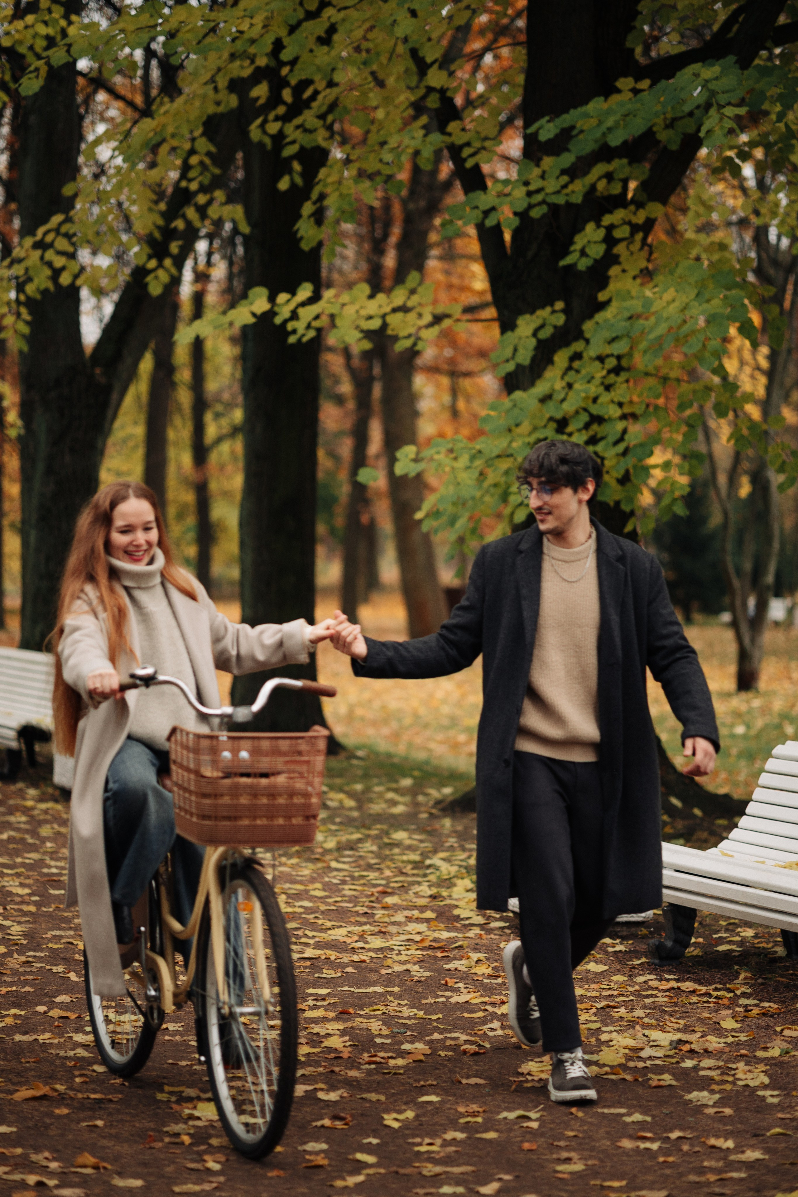 Прогулка по осеннему парку. Свадебный и прогулочный фотограф в Санкт-Петербурге Дарья Корель